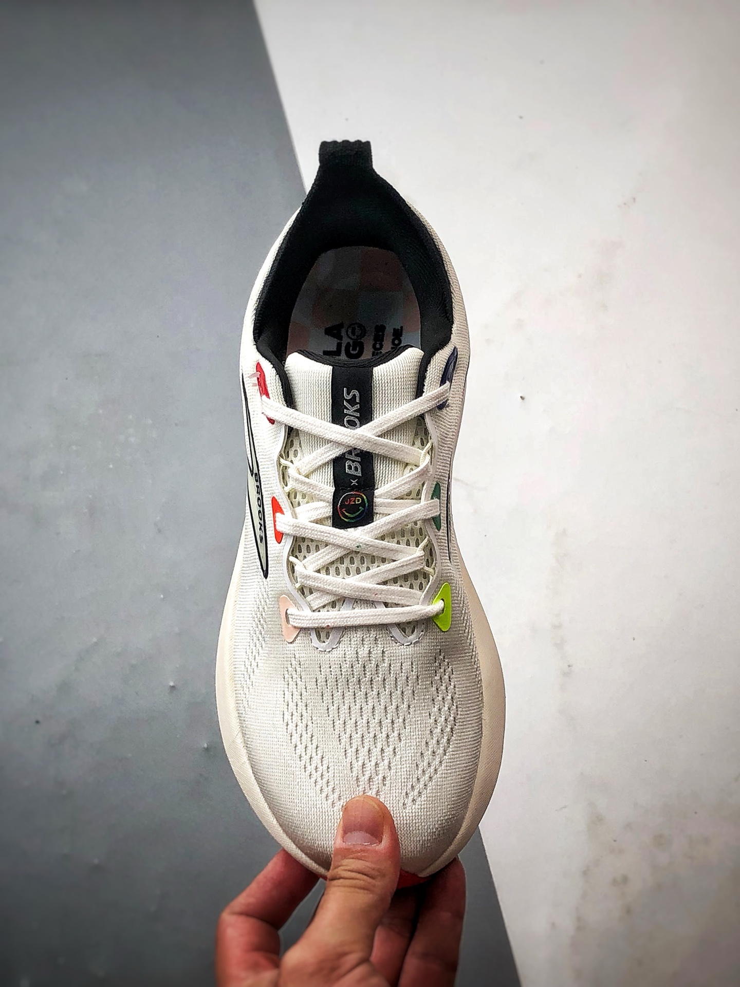 Brooks/布鲁克斯 Glycerin 22 白色 甘油22代低帮缓震运动慢跑鞋