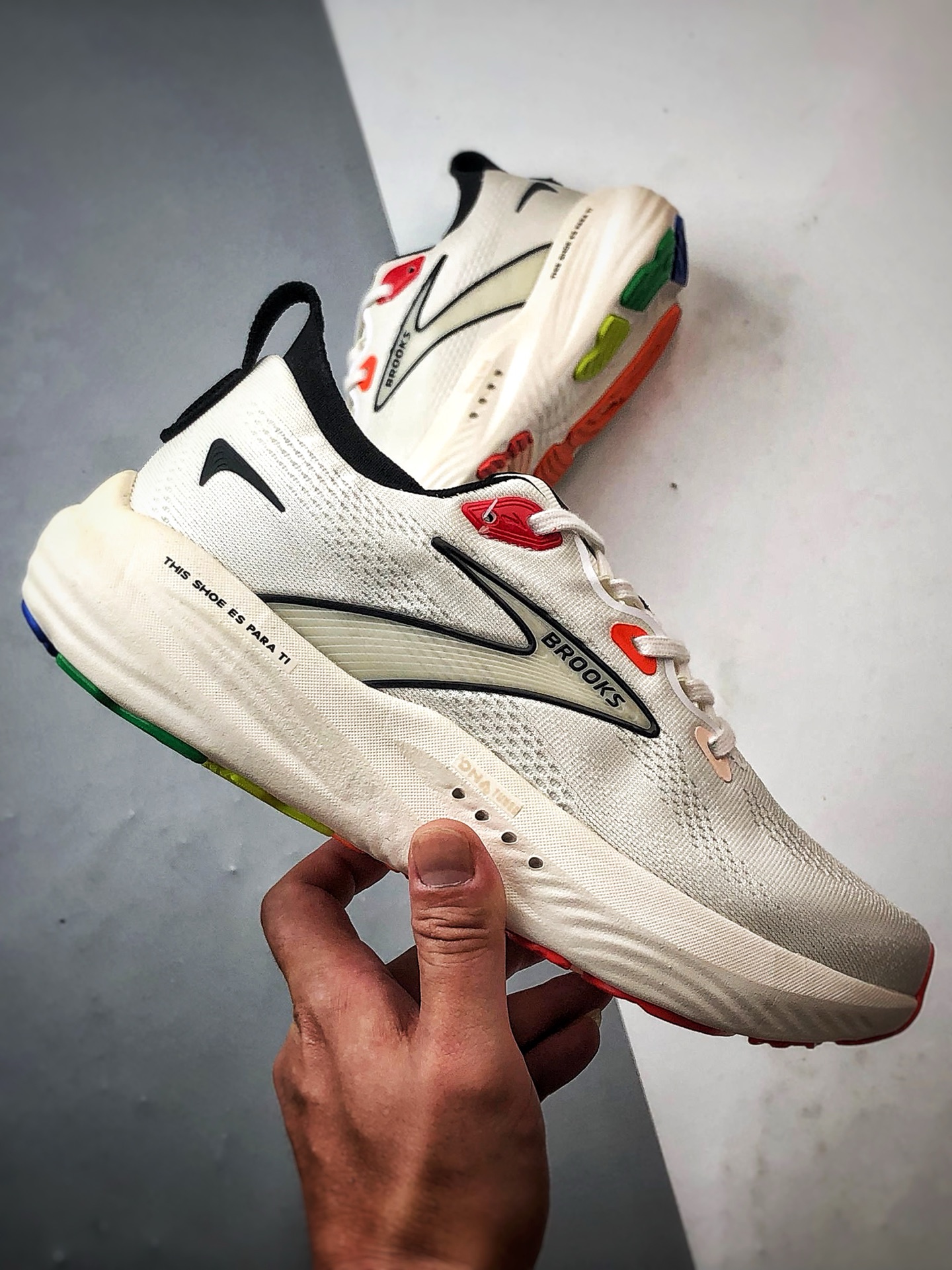 Brooks/布鲁克斯 Glycerin 22 白色 甘油22代低帮缓震运动慢跑鞋