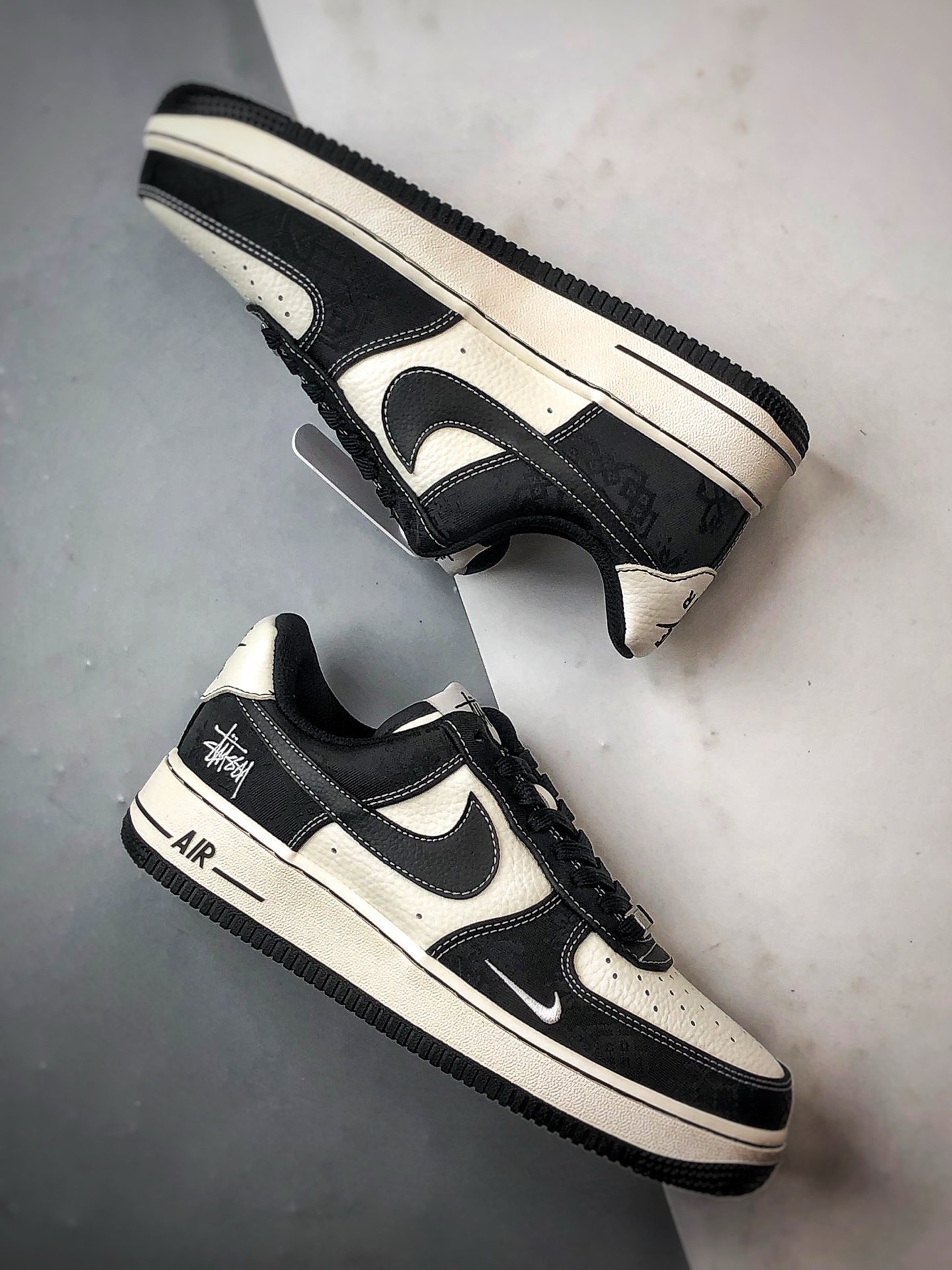 Stussy x Air Force 1 Low 米白黑 LW9279-013-莆田鞋,莆田鞋货源,高仿鞋,高仿鞋货源,安福档口,莆田高仿鞋,莆田鞋批发,高仿鞋批发,莆田高仿运动鞋,高仿运动鞋,莆田运动鞋 Stussy x Air Force 1 Low 米白黑 LW9279-013