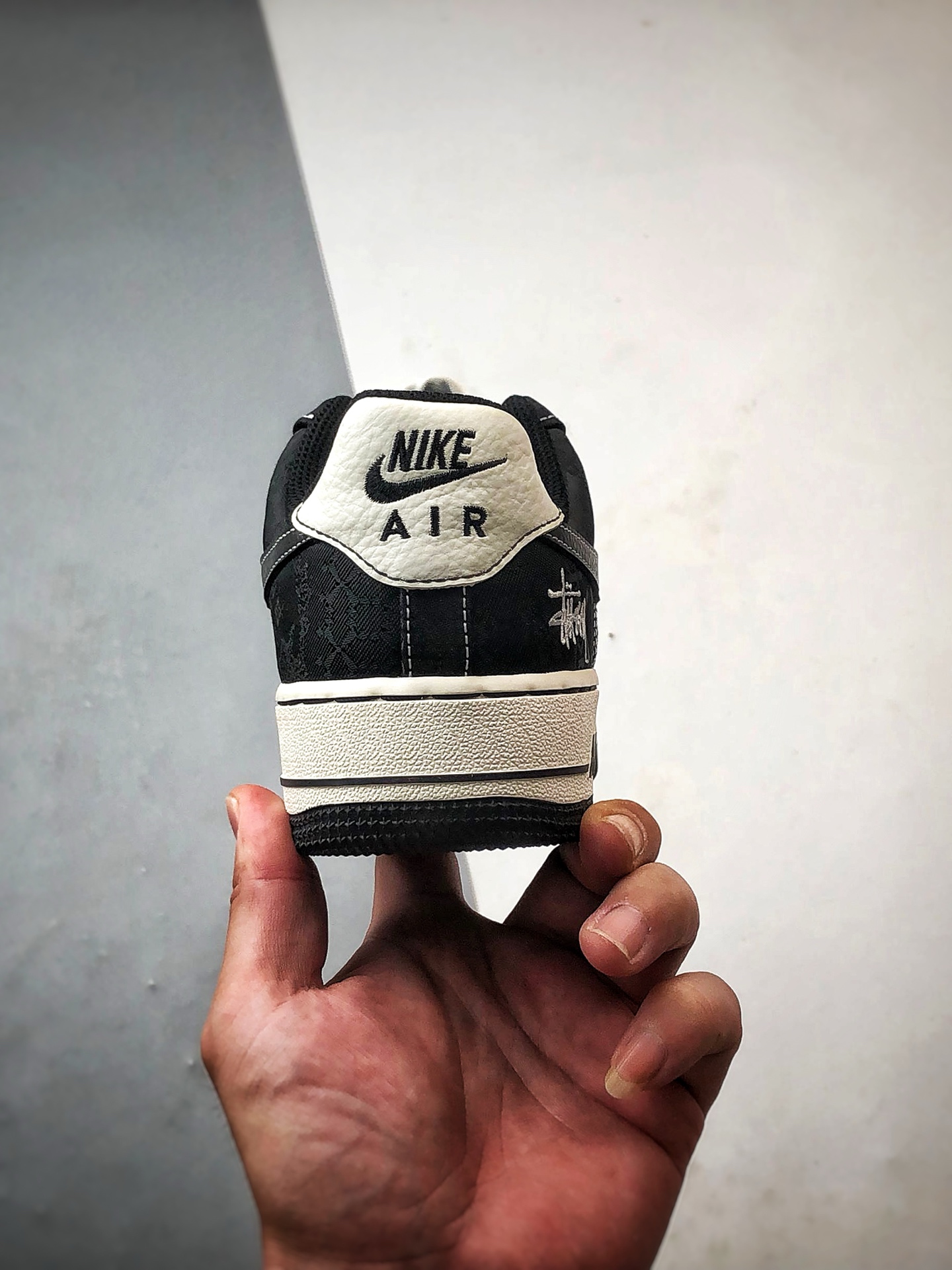 Stussy x Air Force 1 Low 米白黑 LW9279-013-莆田鞋,莆田鞋货源,高仿鞋,高仿鞋货源,安福档口,莆田高仿鞋,莆田鞋批发,高仿鞋批发,莆田高仿运动鞋,高仿运动鞋,莆田运动鞋 Stussy x Air Force 1 Low 米白黑 LW9279-013