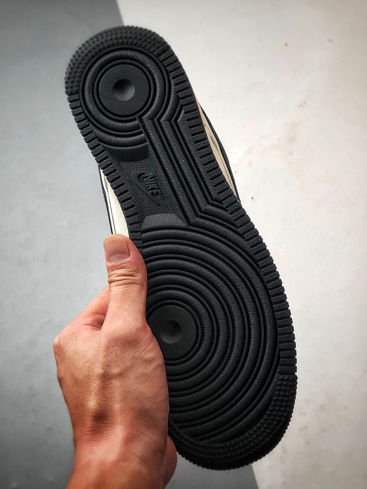 LV x Air Force 1 Low 米白黑 YX5066-348