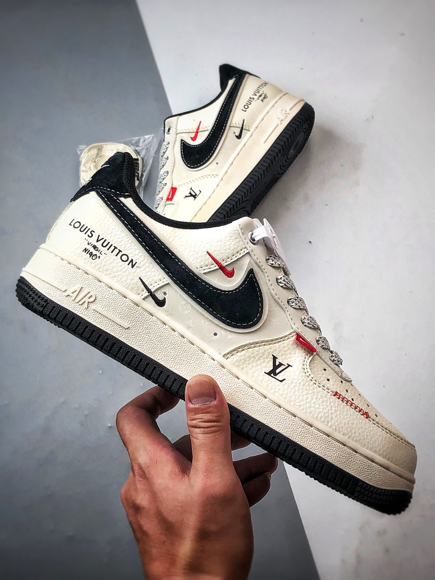 LV x Air Force 1 Low 米白黑 YX5066-348