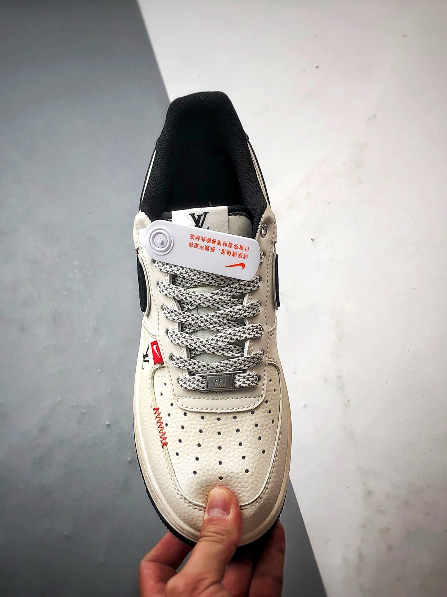 LV x Air Force 1 Low 米白黑 YX5066-348