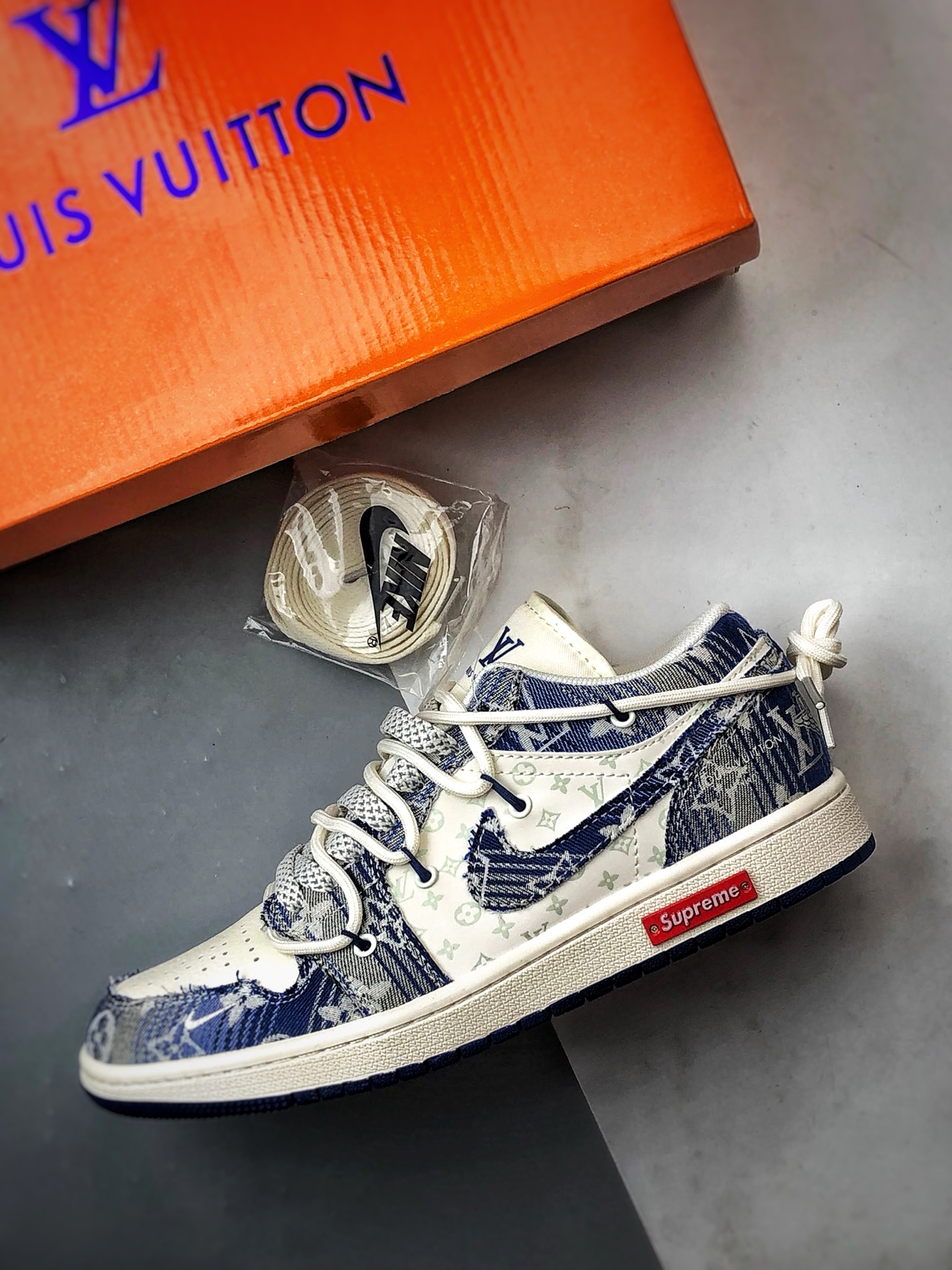 Air Jordan 1 Low OG ”高端定制” LV白蓝牛仔解构 YX5066-373