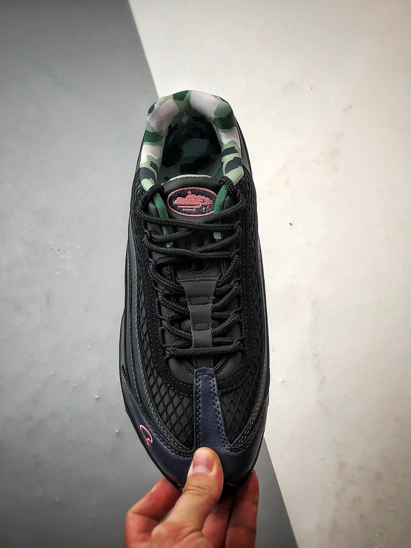 Corteiz x NK Air Max 95 黑蓝粉 外贸原单 织物气垫轻便低帮跑步鞋 FB2709-001-莆田鞋,莆田鞋货源,高仿鞋,高仿鞋货源,安福档口,莆田高仿鞋,莆田鞋批发,高仿鞋批发,莆田高仿运动鞋,高仿运动鞋,莆田运动鞋 Corteiz x NK Air Max 95 黑蓝粉 外贸原单 织物气垫轻便低帮跑步鞋 FB2709-001