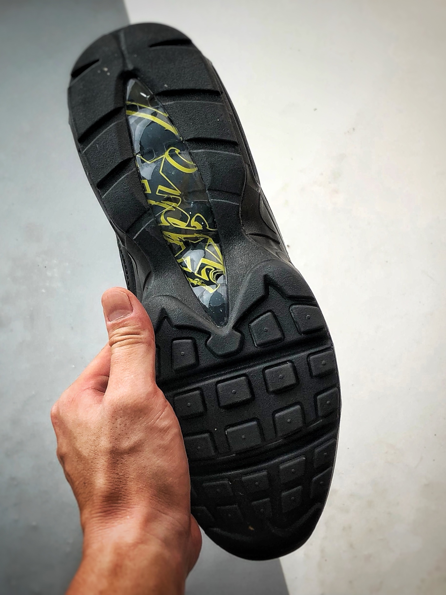 Corteiz x NK Air Max 95 黑黄 外贸原单 织物气垫轻便低帮跑步鞋 FB2709-003-莆田鞋,莆田鞋货源,高仿鞋,高仿鞋货源,安福档口,莆田高仿鞋,莆田鞋批发,高仿鞋批发,莆田高仿运动鞋,高仿运动鞋,莆田运动鞋 Corteiz x NK Air Max 95 黑黄 外贸原单 织物气垫轻便低帮跑步鞋 FB2709-003