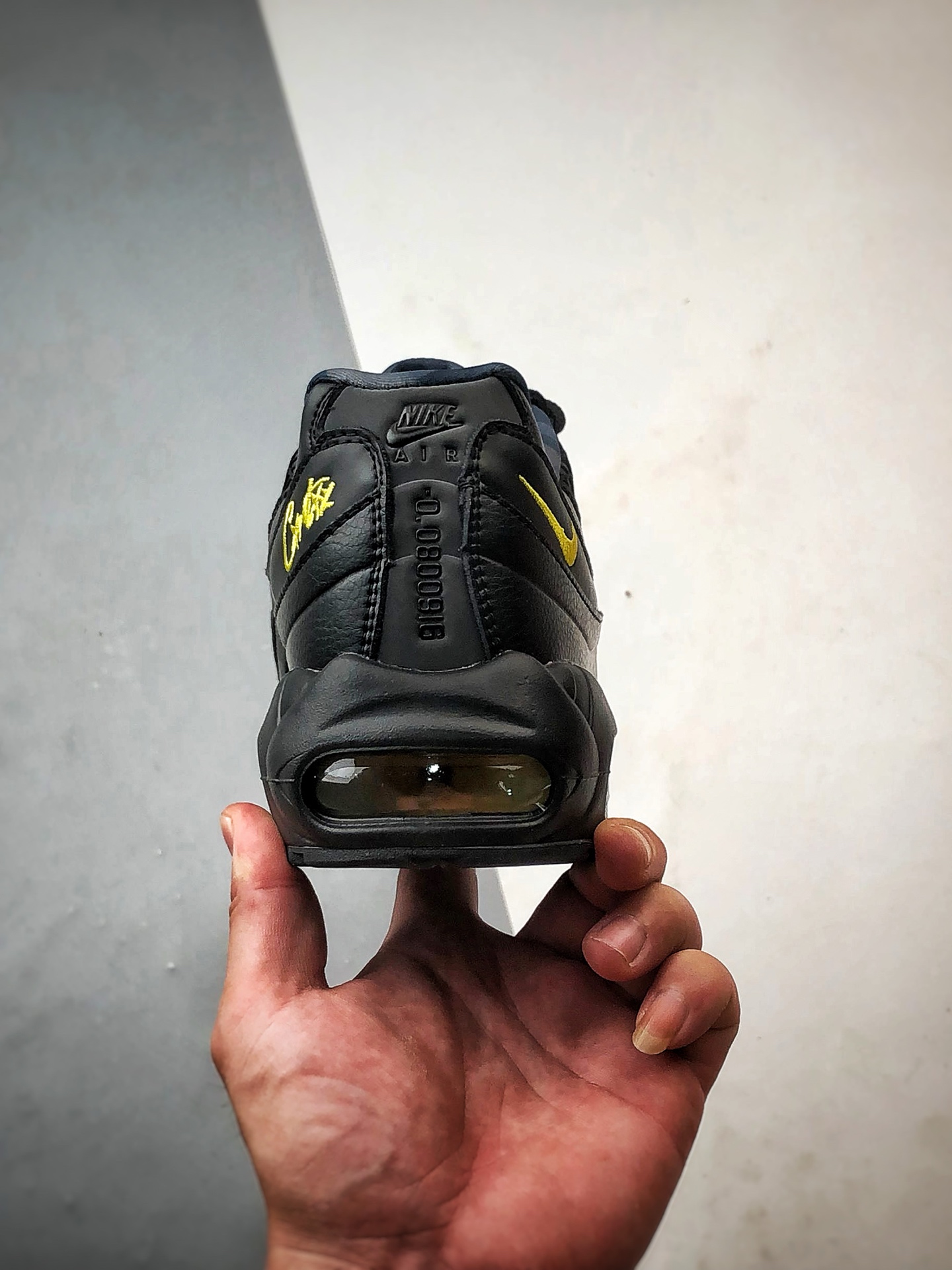 Corteiz x NK Air Max 95 黑黄 外贸原单 织物气垫轻便低帮跑步鞋 FB2709-003-莆田鞋,莆田鞋货源,高仿鞋,高仿鞋货源,安福档口,莆田高仿鞋,莆田鞋批发,高仿鞋批发,莆田高仿运动鞋,高仿运动鞋,莆田运动鞋 Corteiz x NK Air Max 95 黑黄 外贸原单 织物气垫轻便低帮跑步鞋 FB2709-003