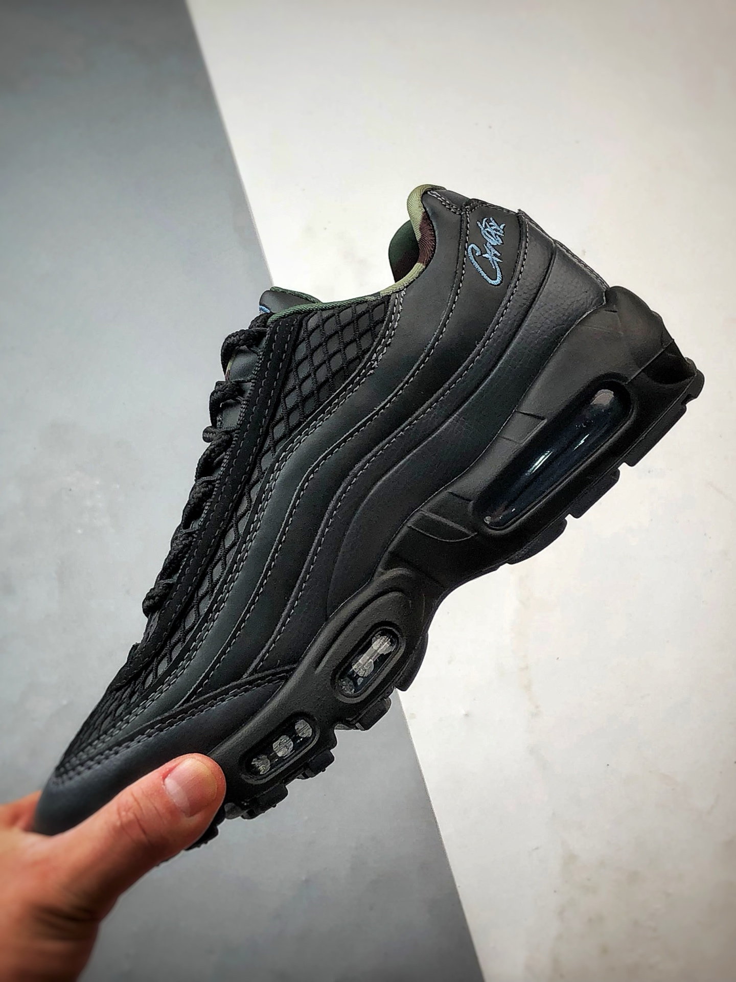 Corteiz x NK Air Max 95 黑蓝 外贸原单 织物气垫轻便低帮跑步鞋 FB2709-002-莆田鞋,莆田鞋货源,高仿鞋,高仿鞋货源,安福档口,莆田高仿鞋,莆田鞋批发,高仿鞋批发,莆田高仿运动鞋,高仿运动鞋,莆田运动鞋 Corteiz x NK Air Max 95 黑蓝 外贸原单 织物气垫轻便低帮跑步鞋 FB2709-002