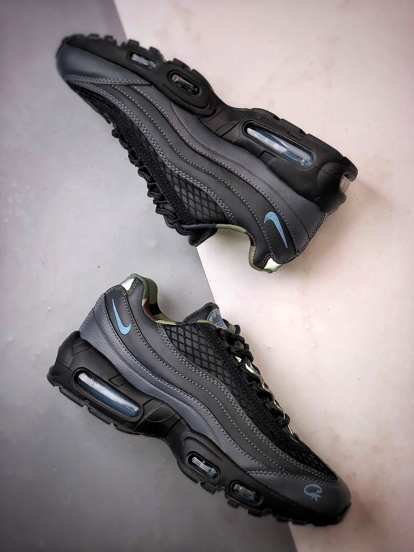 Corteiz x NK Air Max 95 黑蓝 外贸原单 织物气垫轻便低帮跑步鞋 FB2709-002-莆田鞋,莆田鞋货源,高仿鞋,高仿鞋货源,安福档口,莆田高仿鞋,莆田鞋批发,高仿鞋批发,莆田高仿运动鞋,高仿运动鞋,莆田运动鞋 Corteiz x NK Air Max 95 黑蓝 外贸原单 织物气垫轻便低帮跑步鞋 FB2709-002