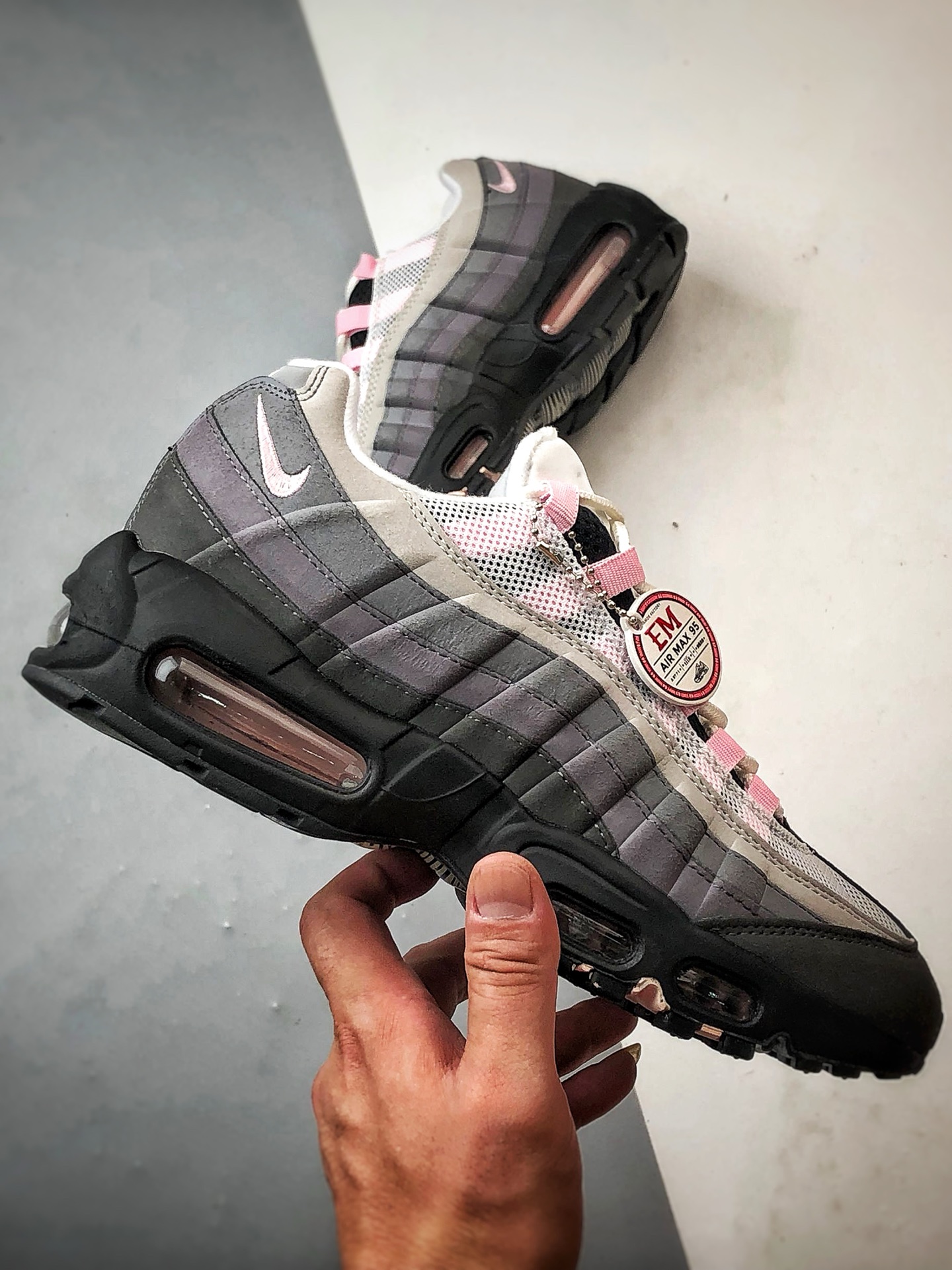 NK Air Max 95 灰织物气垫轻便低帮跑步鞋 CJ0588-001-莆田鞋,莆田鞋货源,高仿鞋,高仿鞋货源,安福档口,莆田高仿鞋,莆田鞋批发,高仿鞋批发,莆田高仿运动鞋,高仿运动鞋,莆田运动鞋 NK Air Max 95 灰织物气垫轻便低帮跑步鞋 CJ0588-001