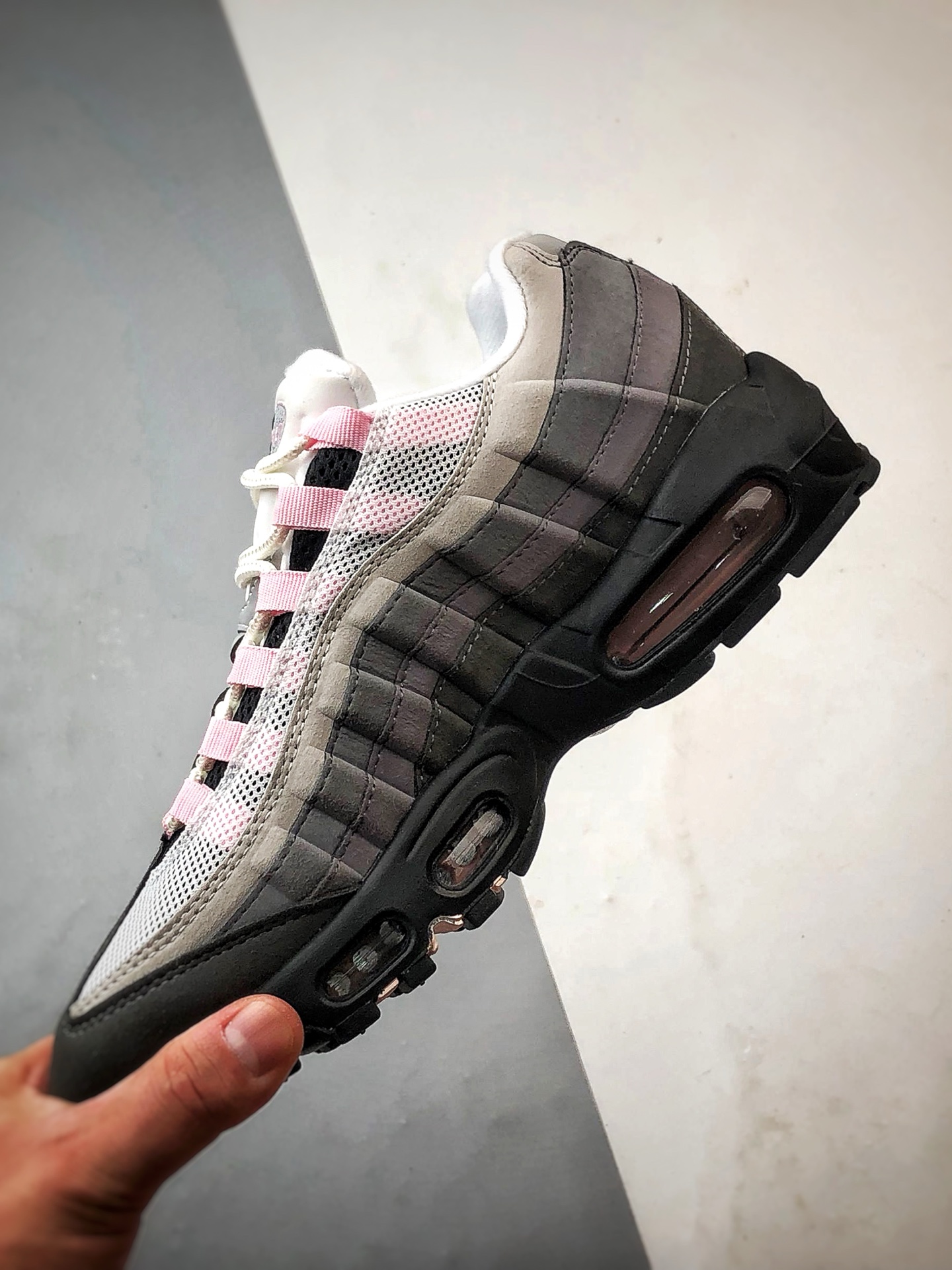 NK Air Max 95 灰织物气垫轻便低帮跑步鞋 CJ0588-001-莆田鞋,莆田鞋货源,高仿鞋,高仿鞋货源,安福档口,莆田高仿鞋,莆田鞋批发,高仿鞋批发,莆田高仿运动鞋,高仿运动鞋,莆田运动鞋 NK Air Max 95 灰织物气垫轻便低帮跑步鞋 CJ0588-001