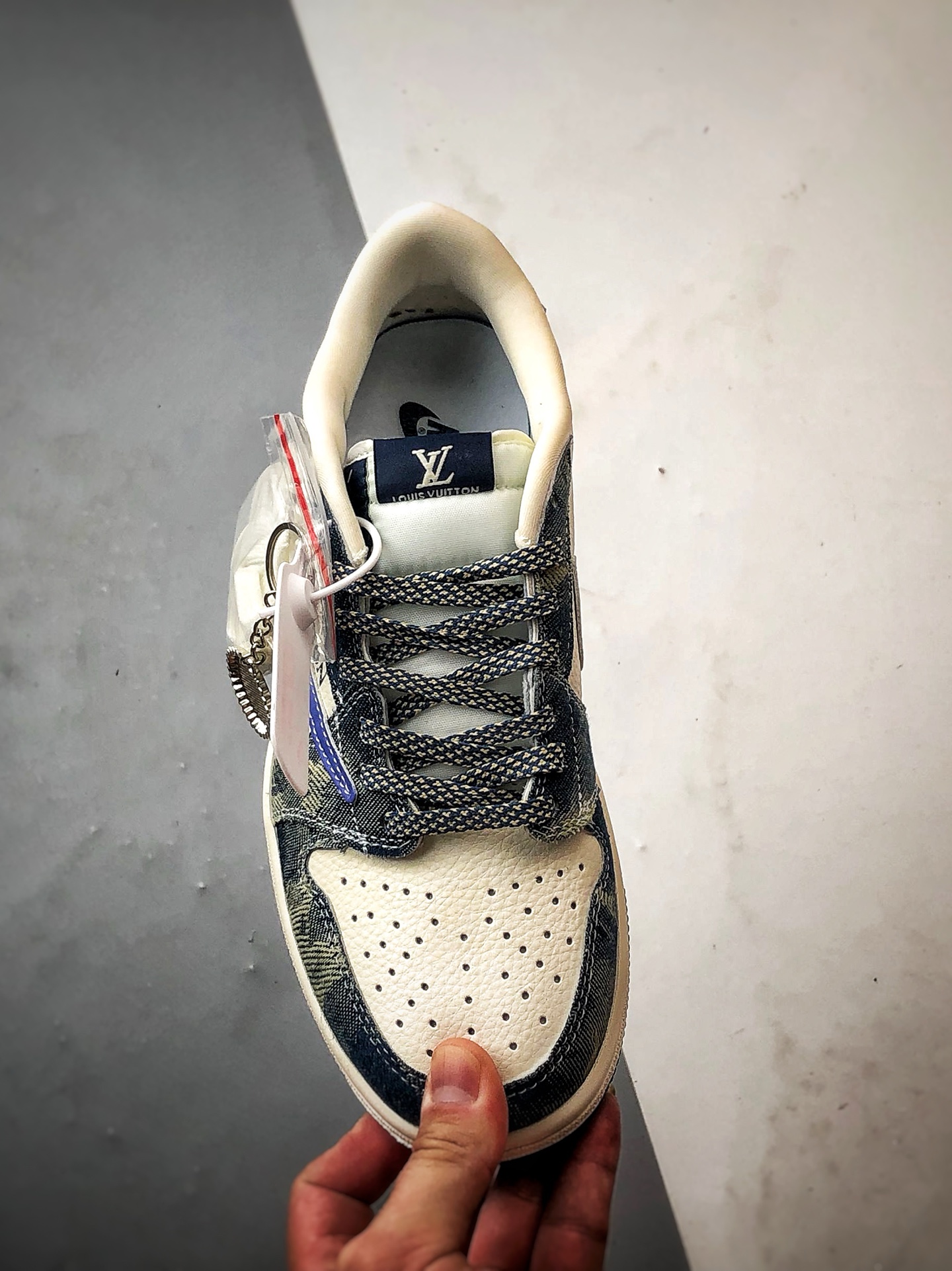 Air Jordan 1 Low OG ”高端定制” LV沁蓝牛仔倒钩 XQ1979-002