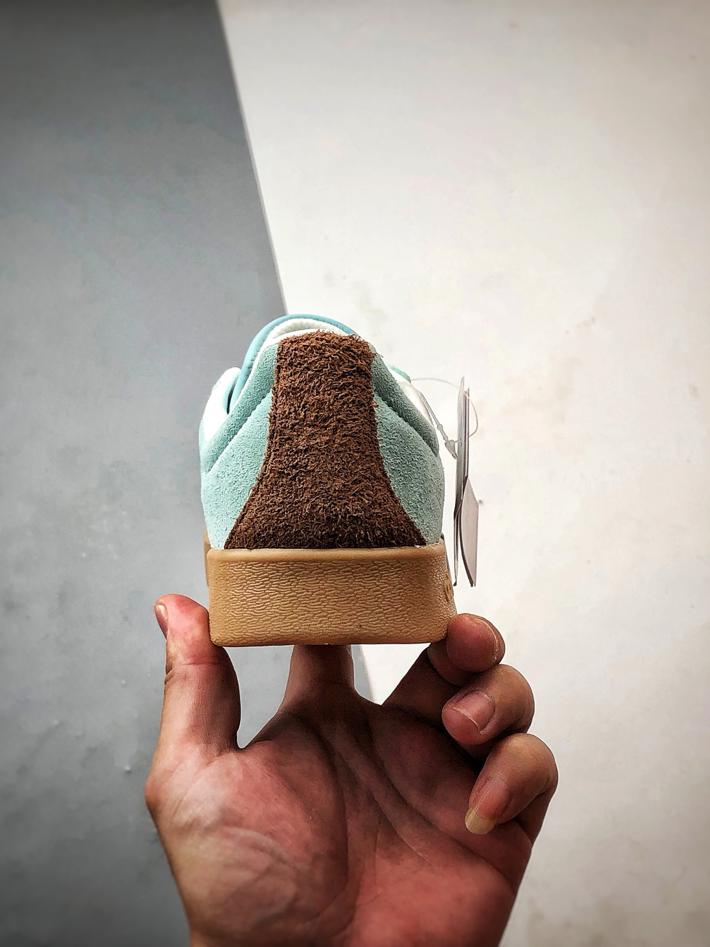 AD VL Court Classic 薄荷蓝 复古轻便休闲低帮板鞋 KK3772-莆田鞋,莆田鞋货源,高仿鞋,高仿鞋货源,安福档口,莆田高仿鞋,莆田鞋批发,高仿鞋批发,莆田高仿运动鞋,高仿运动鞋,莆田运动鞋 AD VL Court Classic 薄荷蓝 复古轻便休闲低帮板鞋 KK3772