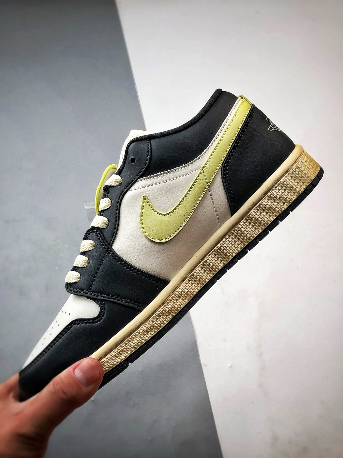 200 Air Jordan 1 Low 黑白绿 HQ3009-003