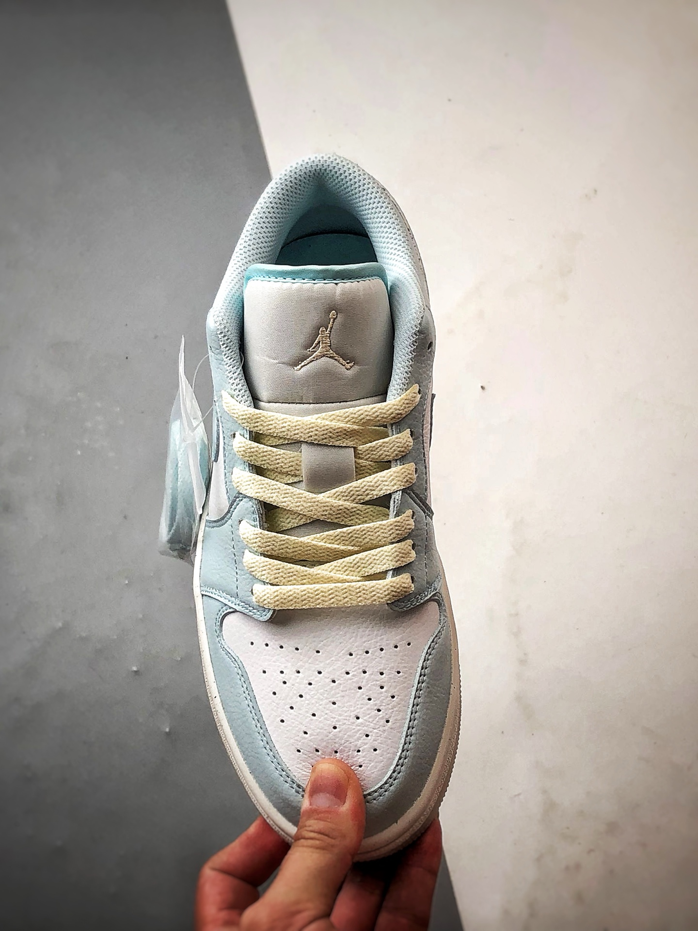 200 Air Jordan 1 Low 浅蓝白 HJ5999-400