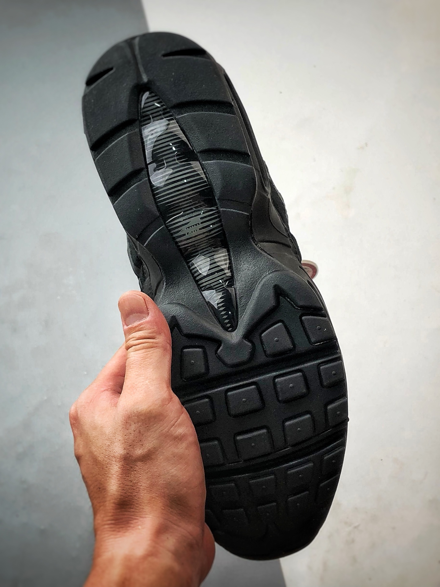 NK Air Max 95 黑色 外贸原单 织物气垫轻便低帮跑步鞋 CI3705-001-莆田鞋,莆田鞋货源,高仿鞋,高仿鞋货源,安福档口,莆田高仿鞋,莆田鞋批发,高仿鞋批发,莆田高仿运动鞋,高仿运动鞋,莆田运动鞋 NK Air Max 95 黑色 外贸原单 织物气垫轻便低帮跑步鞋 CI3705-001