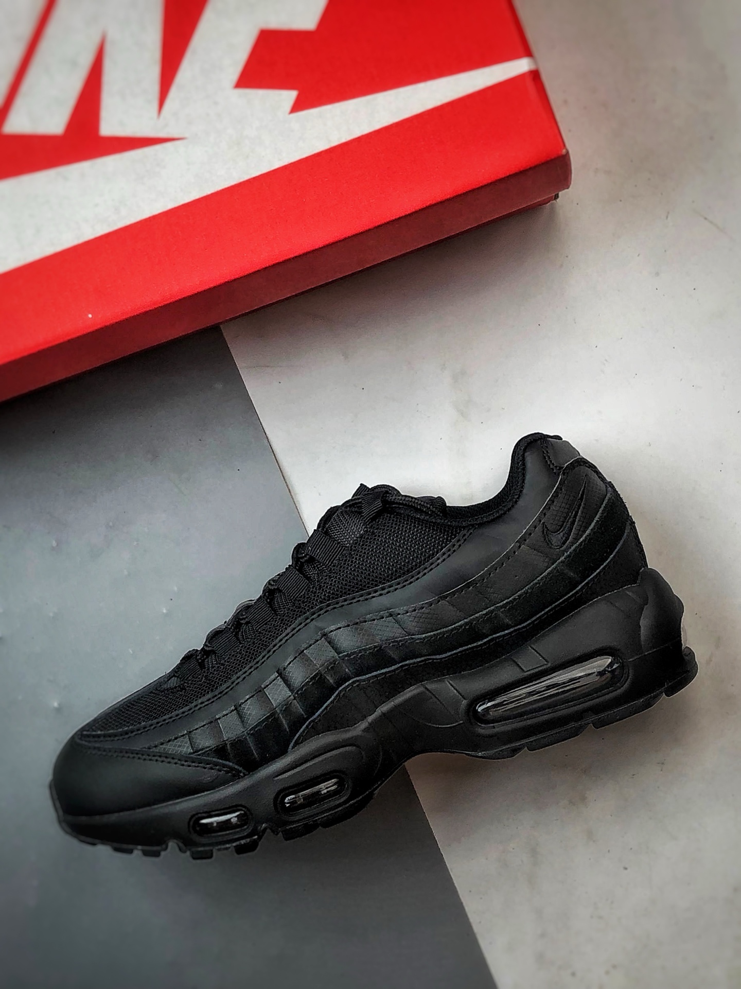 NK Air Max 95 黑色 外贸原单 织物气垫轻便低帮跑步鞋 CI3705-001-莆田鞋,莆田鞋货源,高仿鞋,高仿鞋货源,安福档口,莆田高仿鞋,莆田鞋批发,高仿鞋批发,莆田高仿运动鞋,高仿运动鞋,莆田运动鞋 NK Air Max 95 黑色 外贸原单 织物气垫轻便低帮跑步鞋 CI3705-001