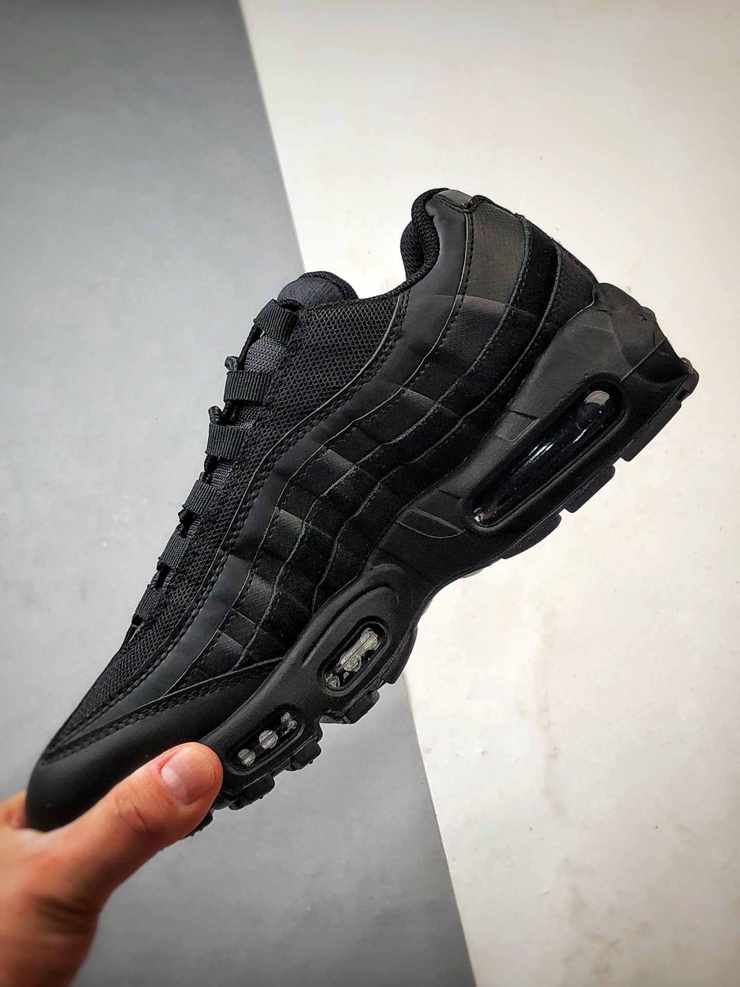 NK Air Max 95 黑色 外贸原单 织物气垫轻便低帮跑步鞋 CI3705-001-莆田鞋,莆田鞋货源,高仿鞋,高仿鞋货源,安福档口,莆田高仿鞋,莆田鞋批发,高仿鞋批发,莆田高仿运动鞋,高仿运动鞋,莆田运动鞋 NK Air Max 95 黑色 外贸原单 织物气垫轻便低帮跑步鞋 CI3705-001