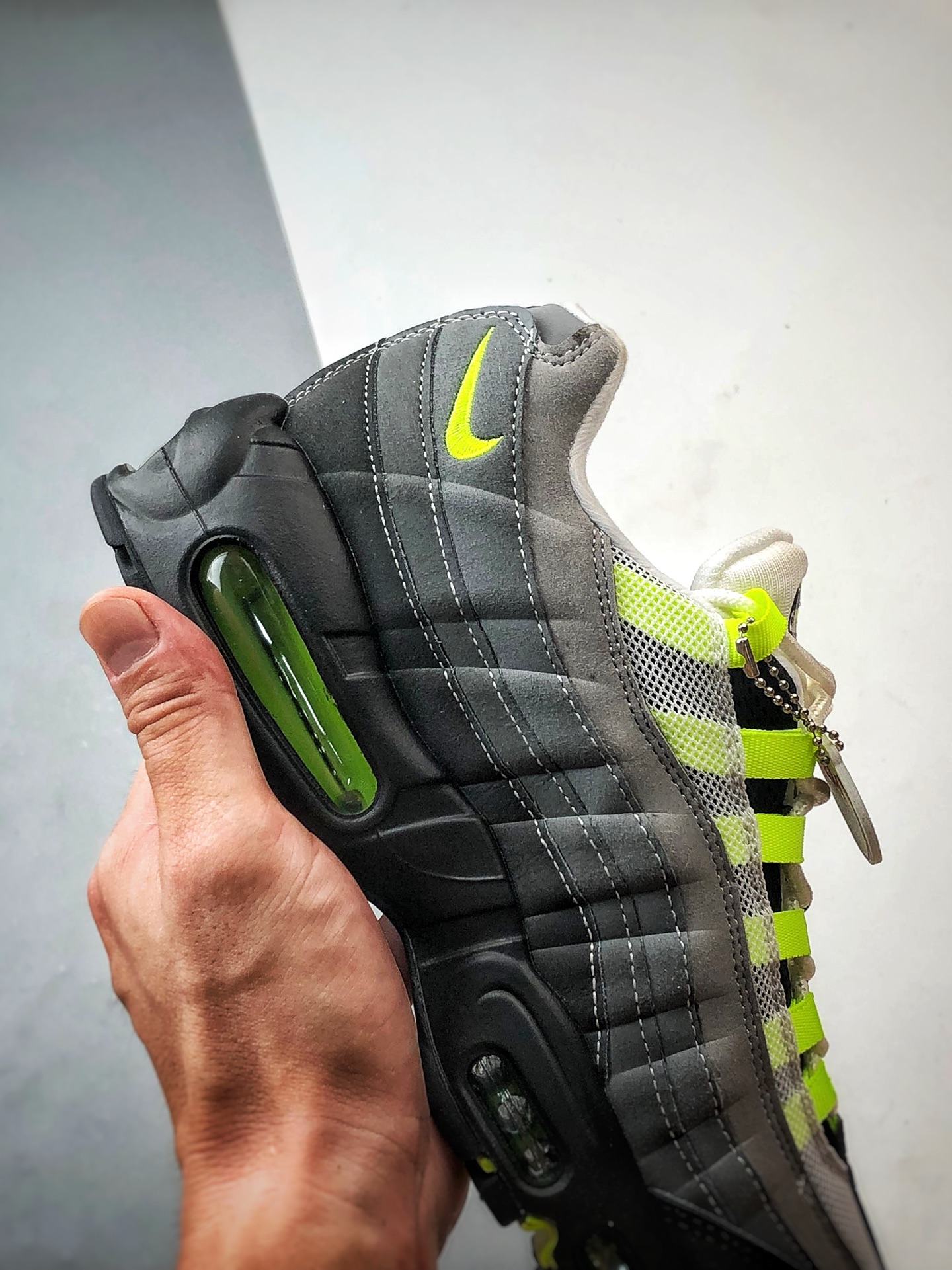 NK Air Max 95 黑灰绿 外贸原单 织物气垫轻便低帮跑步鞋 307960-002-莆田鞋,莆田鞋货源,高仿鞋,高仿鞋货源,安福档口,莆田高仿鞋,莆田鞋批发,高仿鞋批发,莆田高仿运动鞋,高仿运动鞋,莆田运动鞋 NK Air Max 95 黑灰绿 外贸原单 织物气垫轻便低帮跑步鞋 307960-002