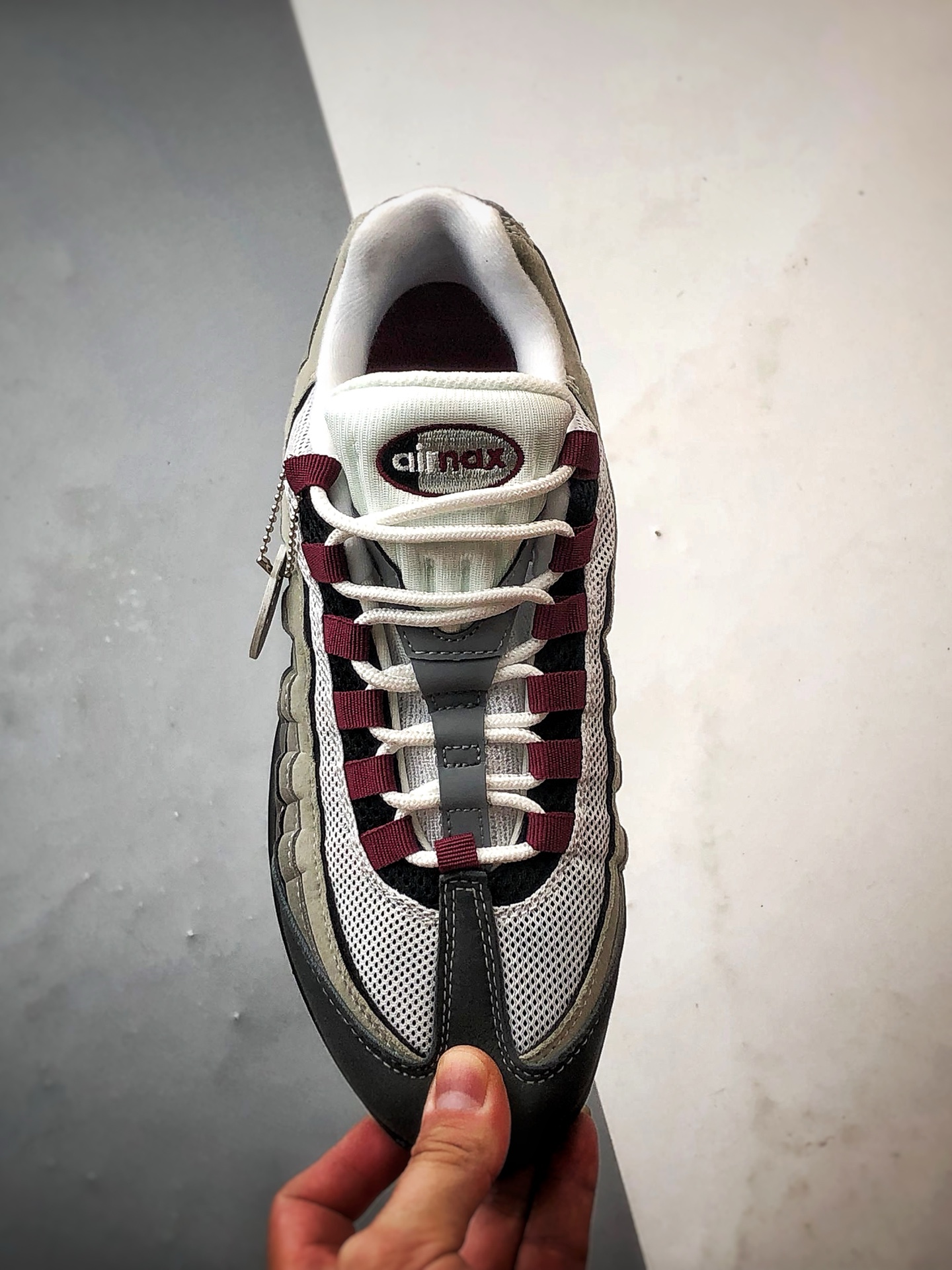 NK Air Max 95 黑灰红 外贸原单 织物气垫轻便低帮跑步鞋 DQ9001-001-莆田鞋,莆田鞋货源,高仿鞋,高仿鞋货源,安福档口,莆田高仿鞋,莆田鞋批发,高仿鞋批发,莆田高仿运动鞋,高仿运动鞋,莆田运动鞋 NK Air Max 95 黑灰红 外贸原单 织物气垫轻便低帮跑步鞋 DQ9001-001