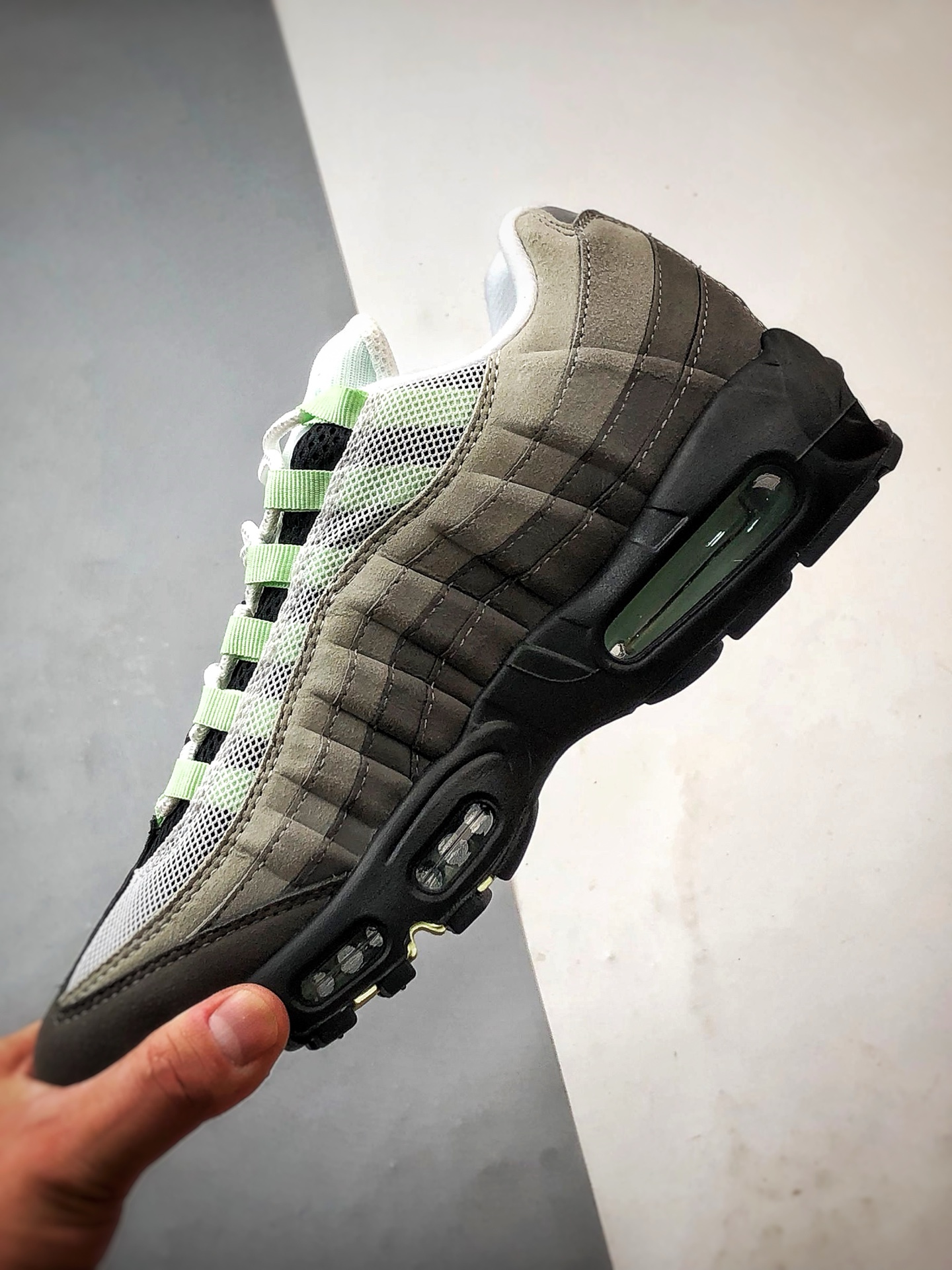 NK Air Max 95 黑绿 外贸原单 织物气垫轻便低帮跑步鞋 CD7495-101