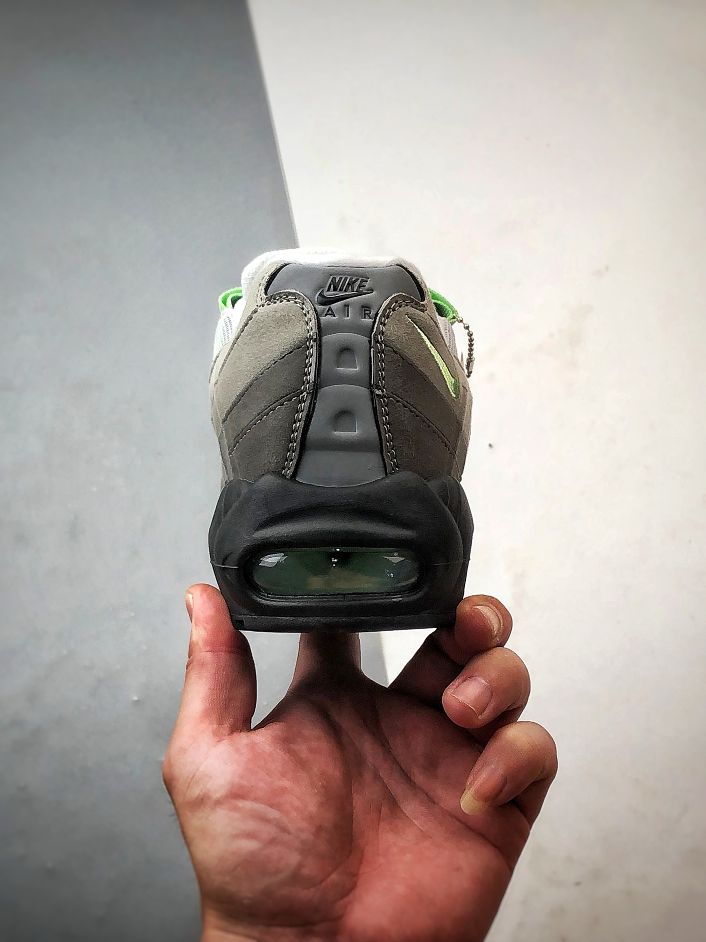 NK Air Max 95 黑绿 外贸原单 织物气垫轻便低帮跑步鞋 CD7495-101