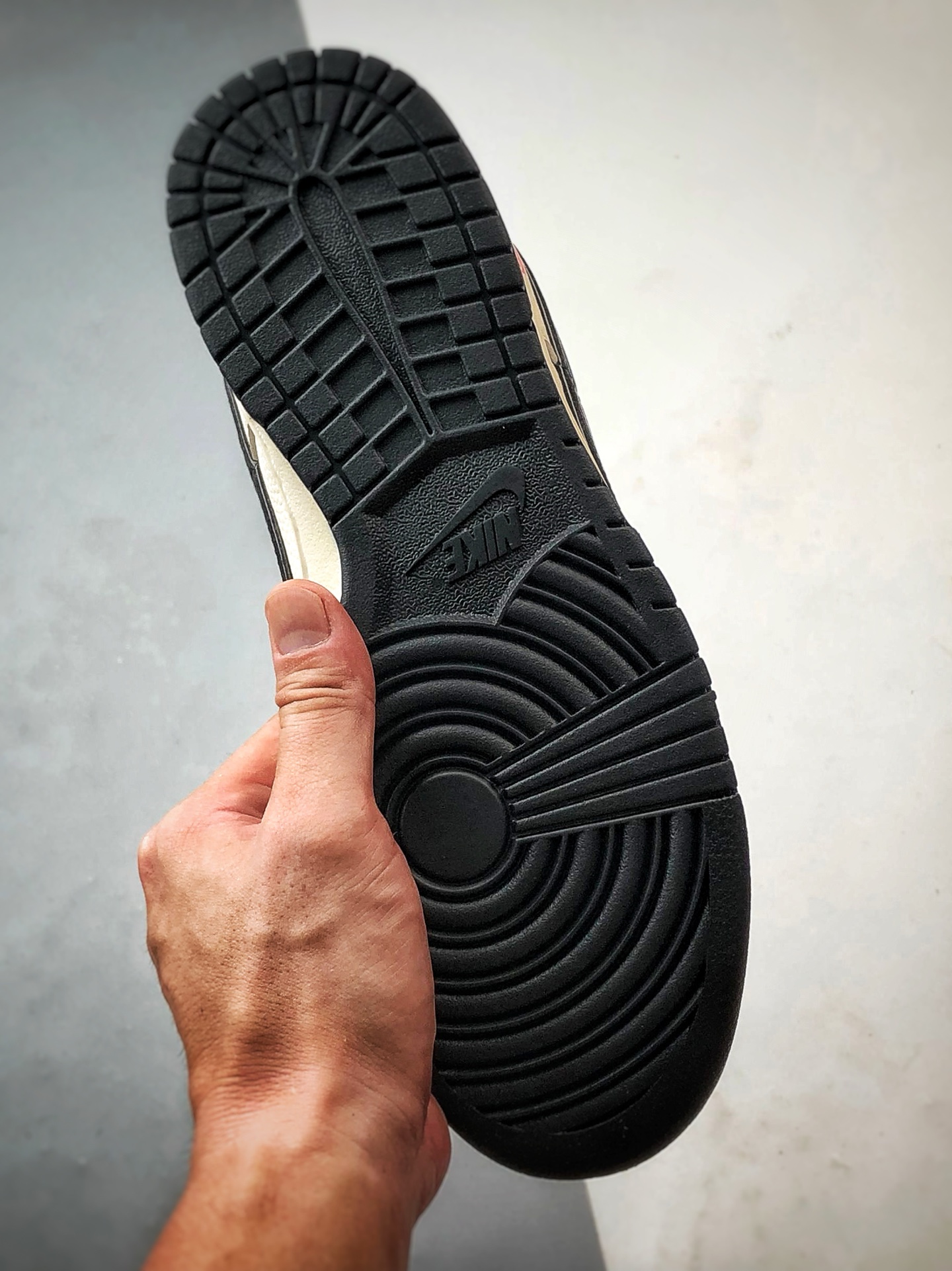 NK Dunk Low Retro ”DIY高端定制” Sup米白黑钩 低帮休闲运动板鞋 JP1648-008-莆田鞋,莆田鞋货源,高仿鞋,高仿鞋货源,安福档口,莆田高仿鞋,莆田鞋批发,高仿鞋批发,莆田高仿运动鞋,高仿运动鞋,莆田运动鞋 NK Dunk Low Retro ”DIY高端定制” Sup米白黑钩 低帮休闲运动板鞋 JP1648-008