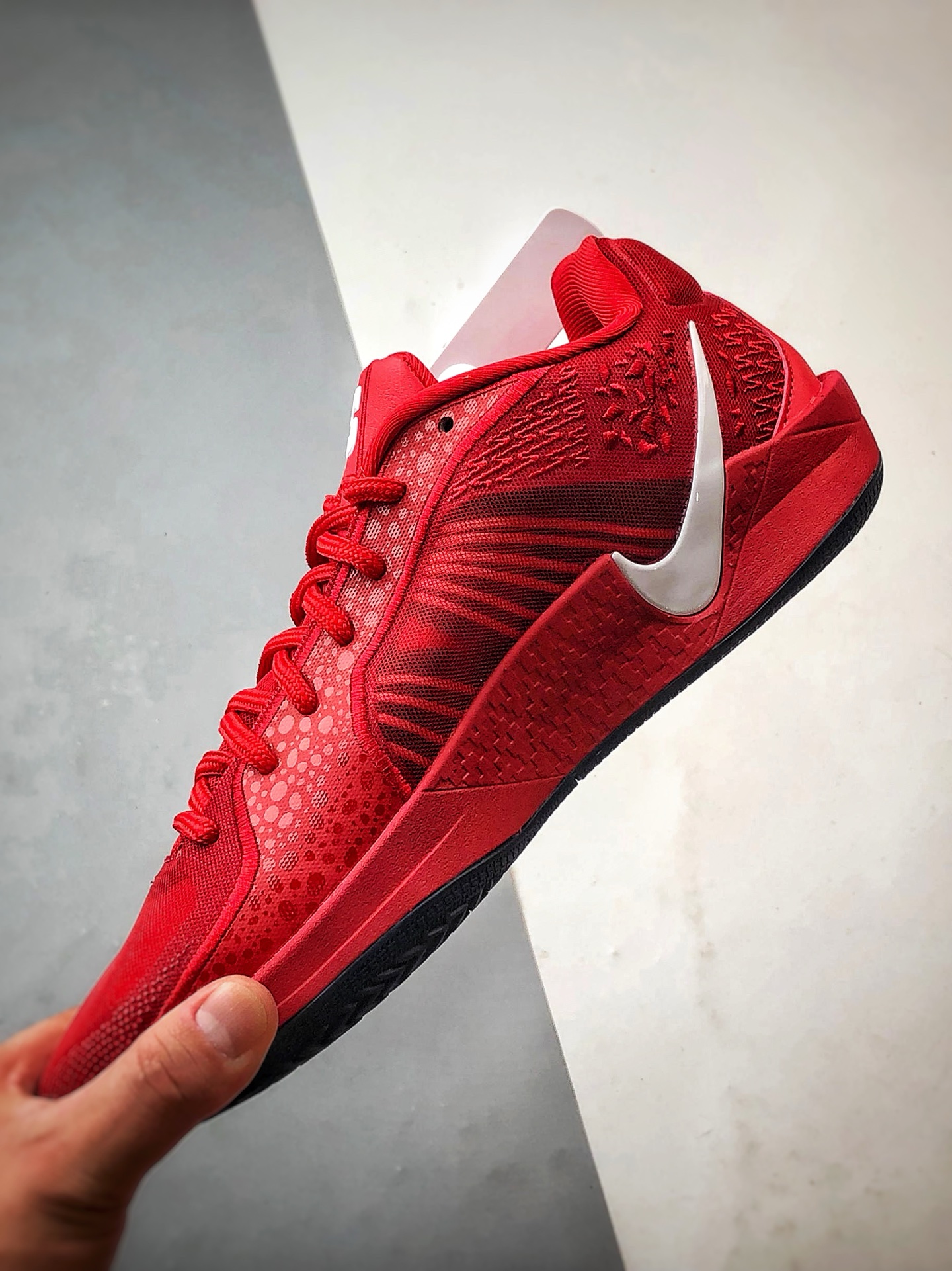 NK Sabrina 2 EP 红色 『灭世纯原新品』”小科5” 萨布丽娜2代 颠覆革新出货 FZ1517-600