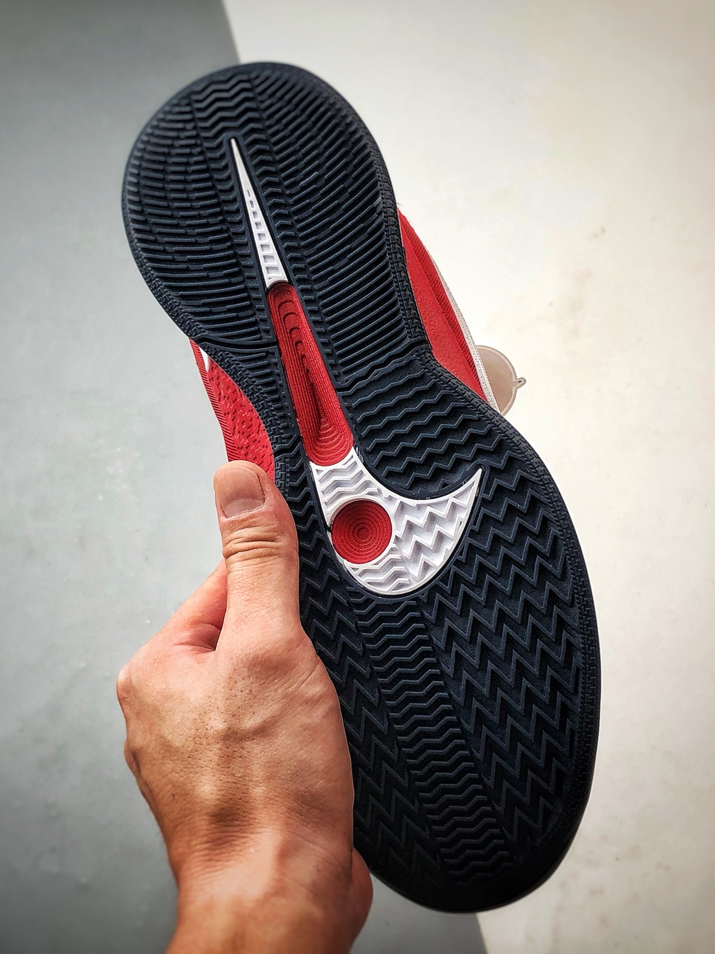 NK Sabrina 2 EP 红色 『灭世纯原新品』”小科5” 萨布丽娜2代 颠覆革新出货 FZ1517-600