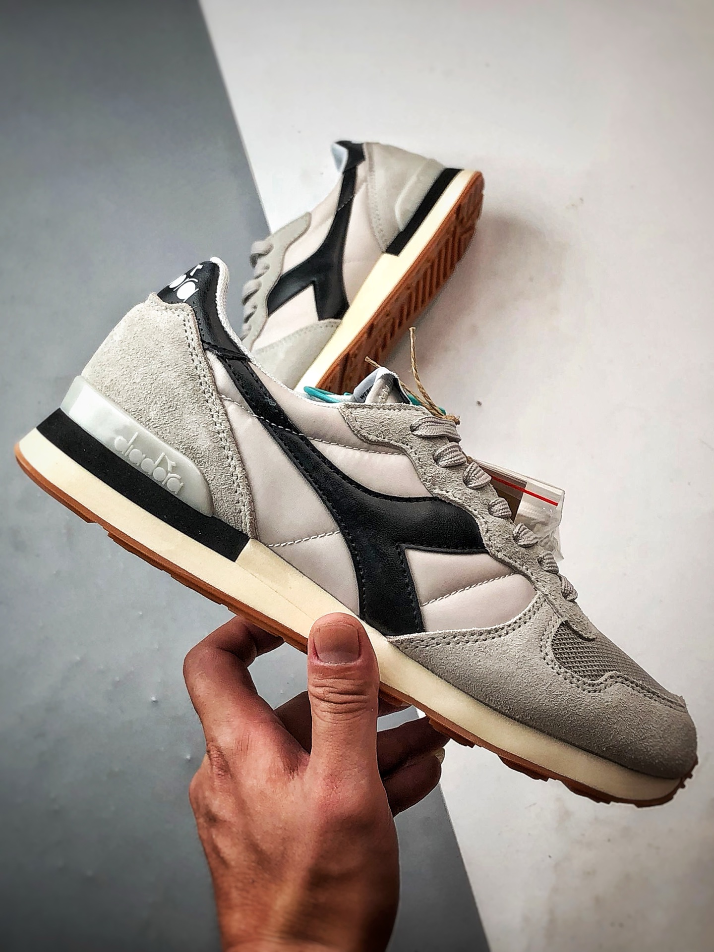 Diadora迪亚多纳 Camaro 浅灰黑 运动舒适透气低帮复古休闲鞋