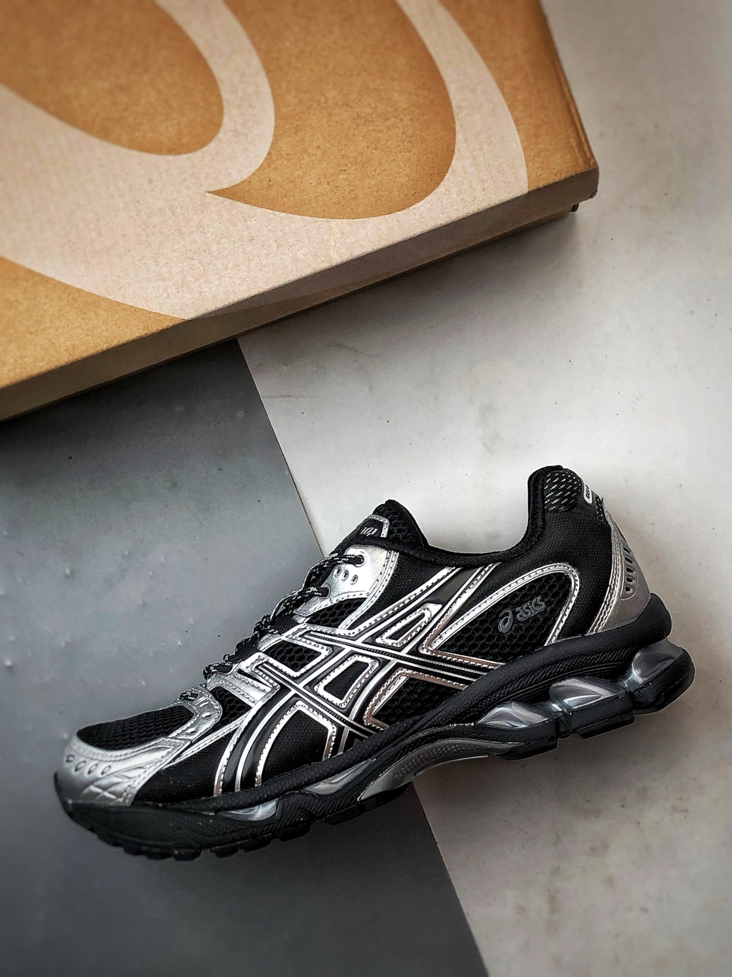 Asics Gel-Nimbus 10.1 黑银 亚瑟士复古先锋潮流拼接休闲跑步鞋 1203A820-001