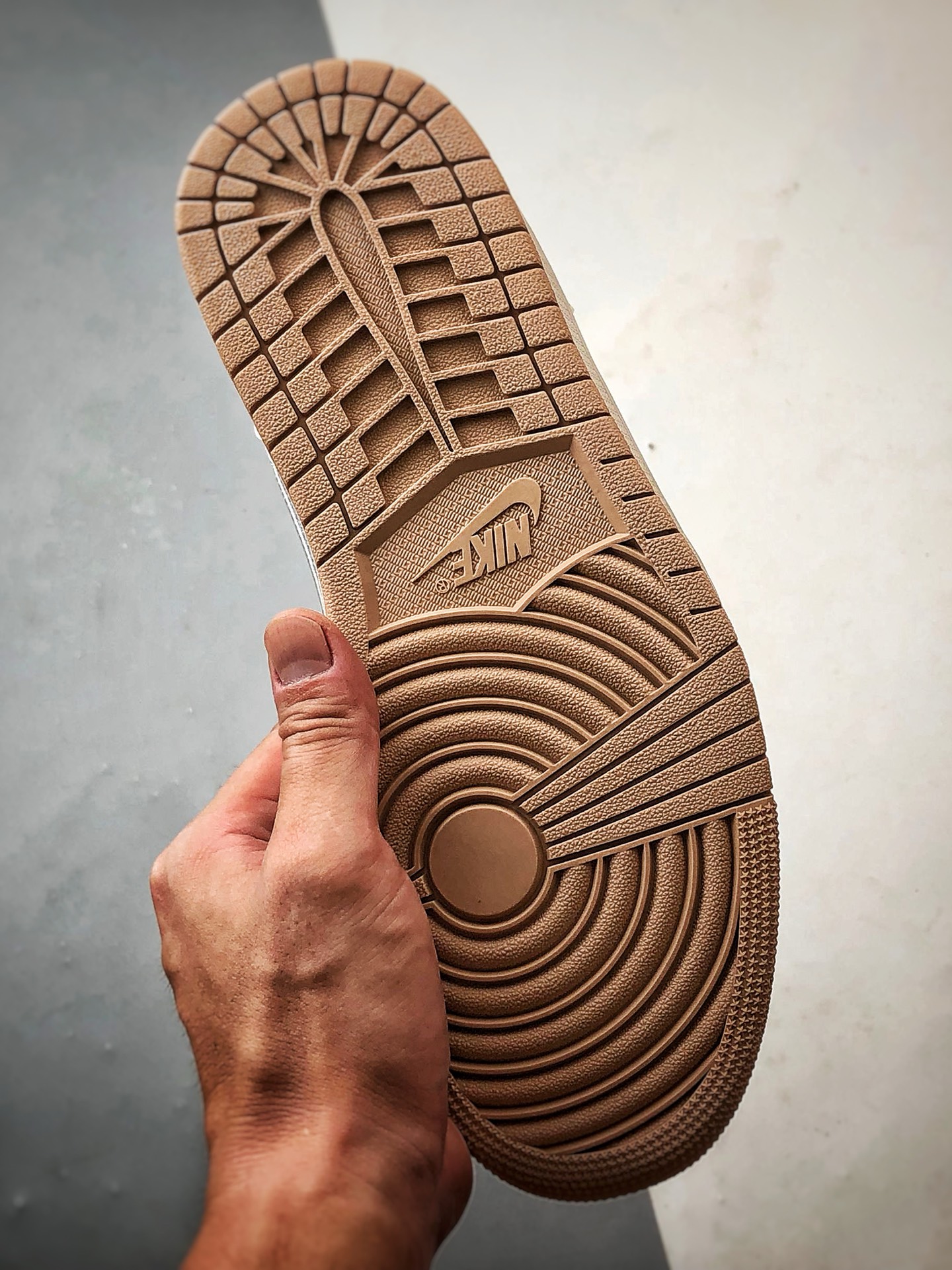 Air Jordan 1 Low 米白灰 官方同步新色 553558-169