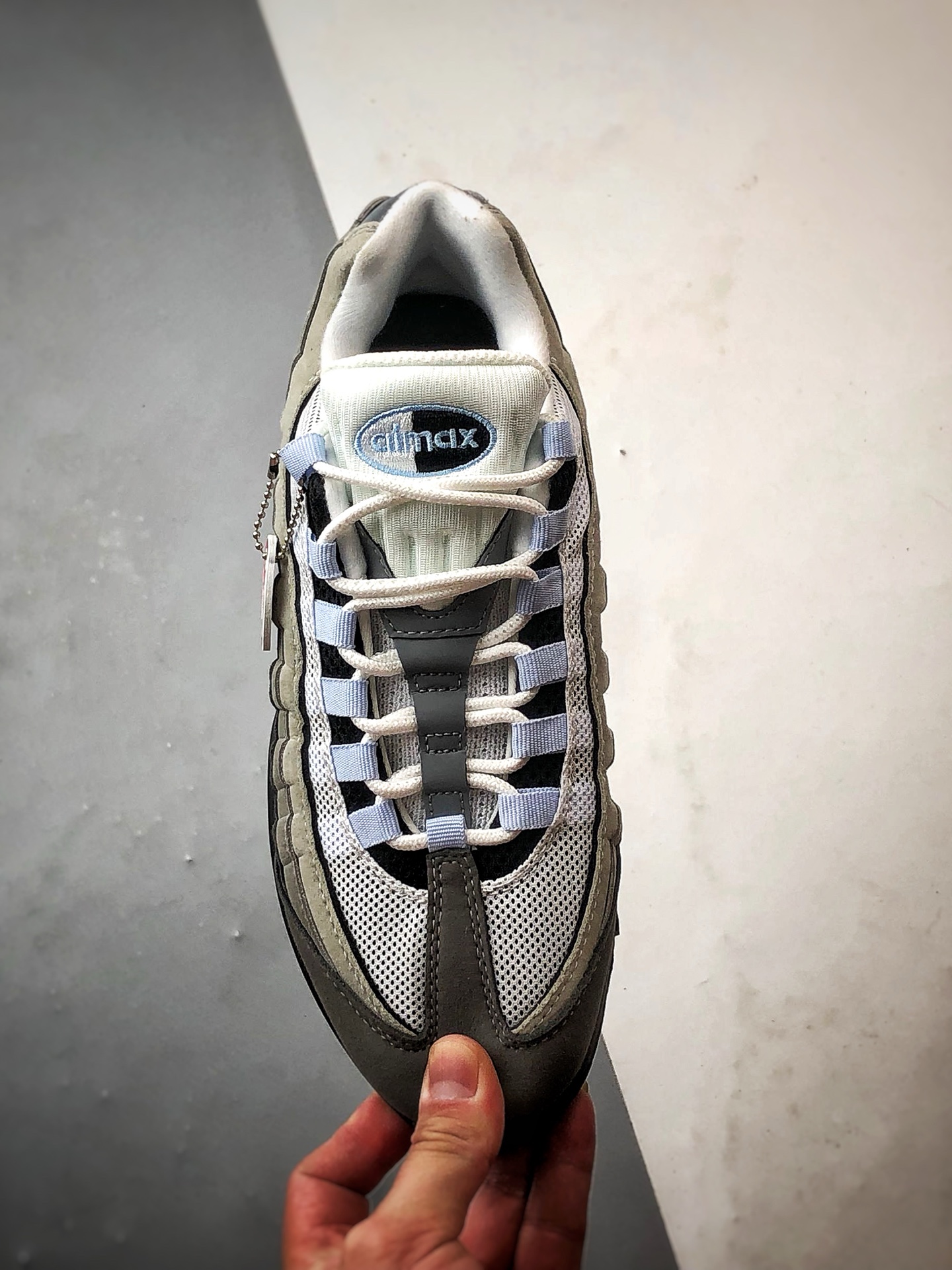 230 NK Air Max 95 黑灰浅蓝 外贸原单 织物气垫轻便低帮跑步鞋 CD1529-001