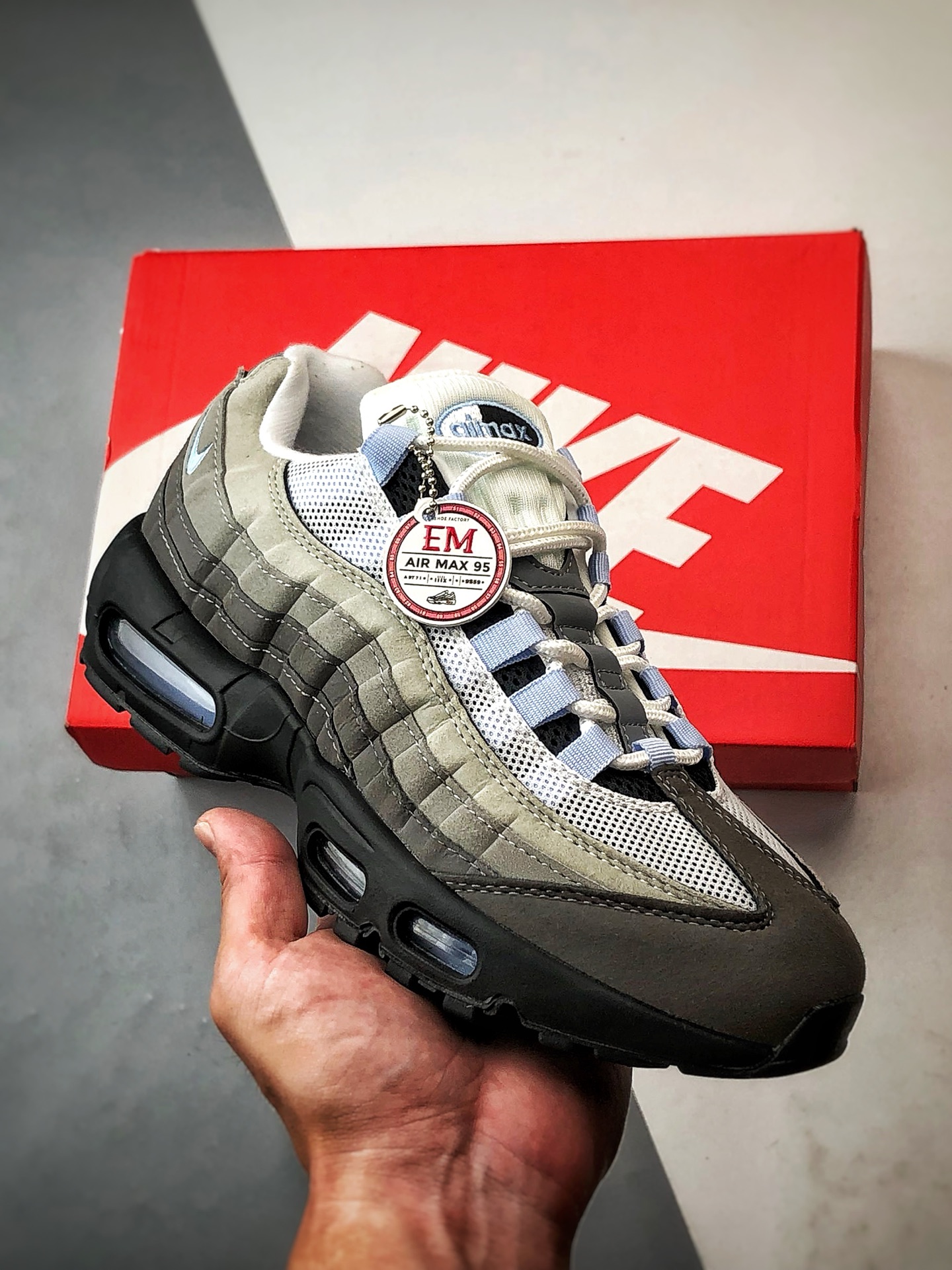 230 NK Air Max 95 黑灰浅蓝 外贸原单 织物气垫轻便低帮跑步鞋 CD1529-001