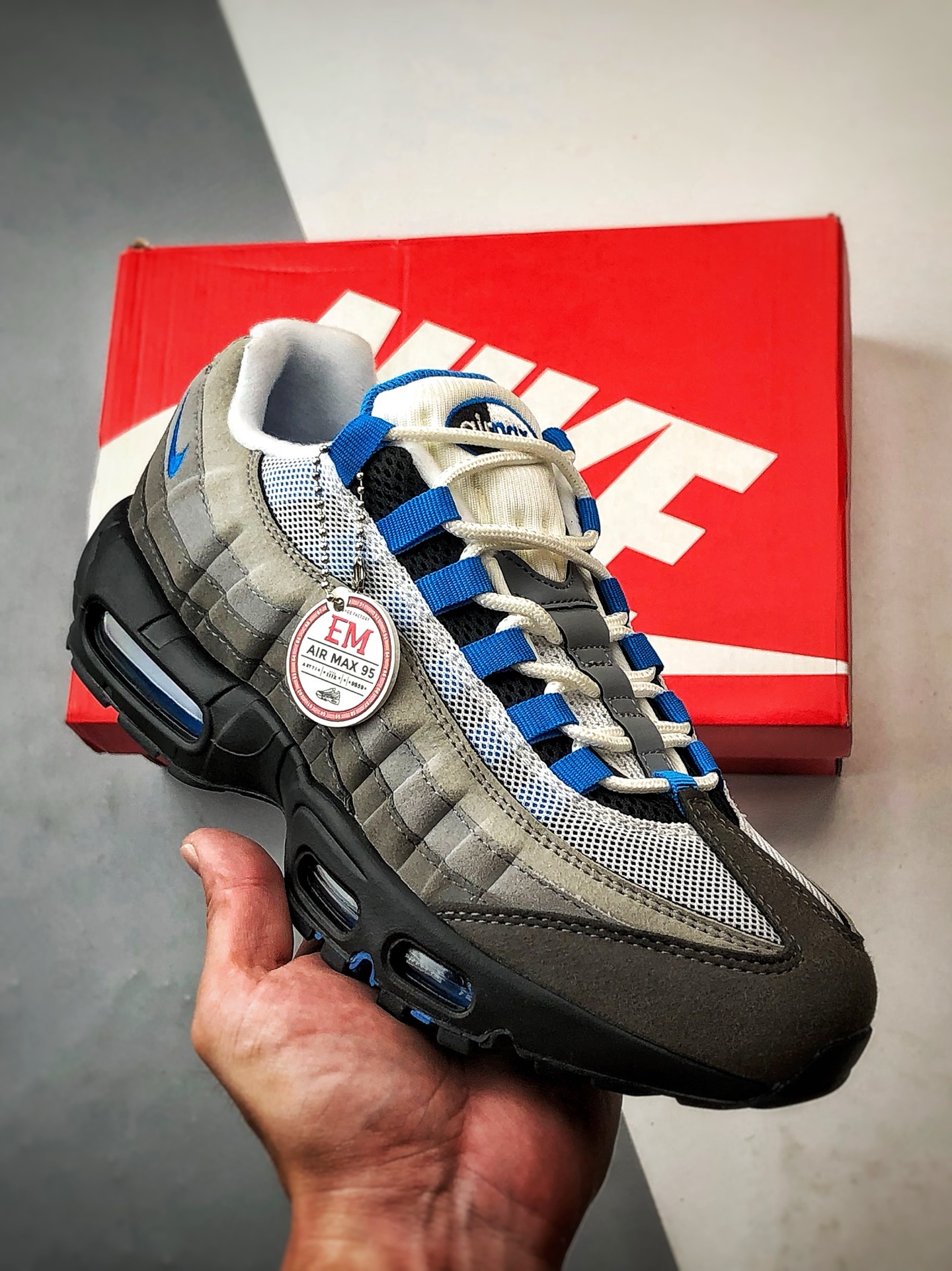 230 NK Air Max 95 黑灰蓝 外贸原单 织物气垫轻便低帮跑步鞋 609048-104