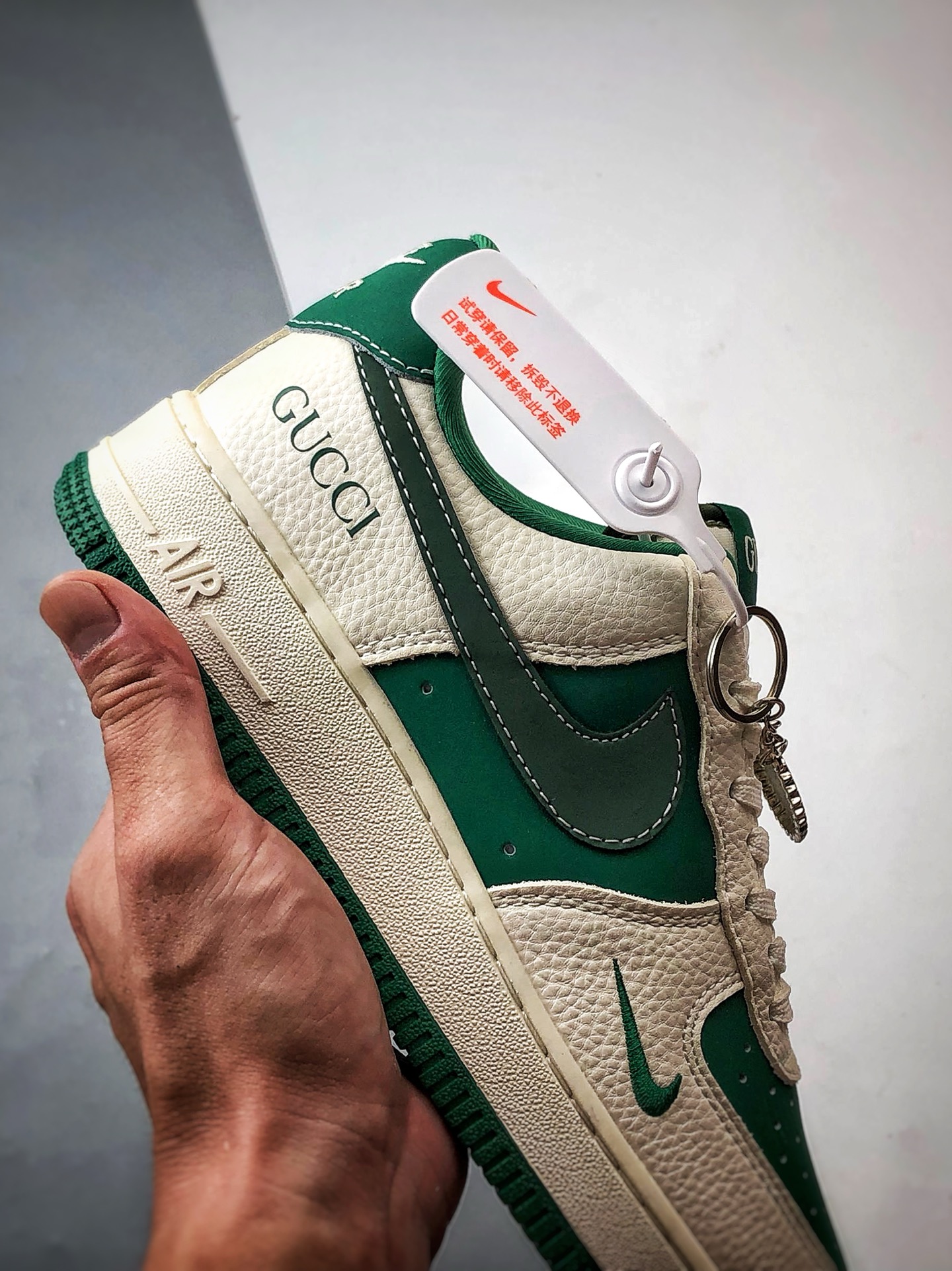 Gucci x Air Force 1 Low 米白绿 KK1988-083-莆田鞋,莆田鞋货源,高仿鞋,高仿鞋货源,安福档口,莆田高仿鞋,莆田鞋批发,高仿鞋批发,莆田高仿运动鞋,高仿运动鞋,莆田运动鞋 Gucci x Air Force 1 Low 米白绿 KK1988-083