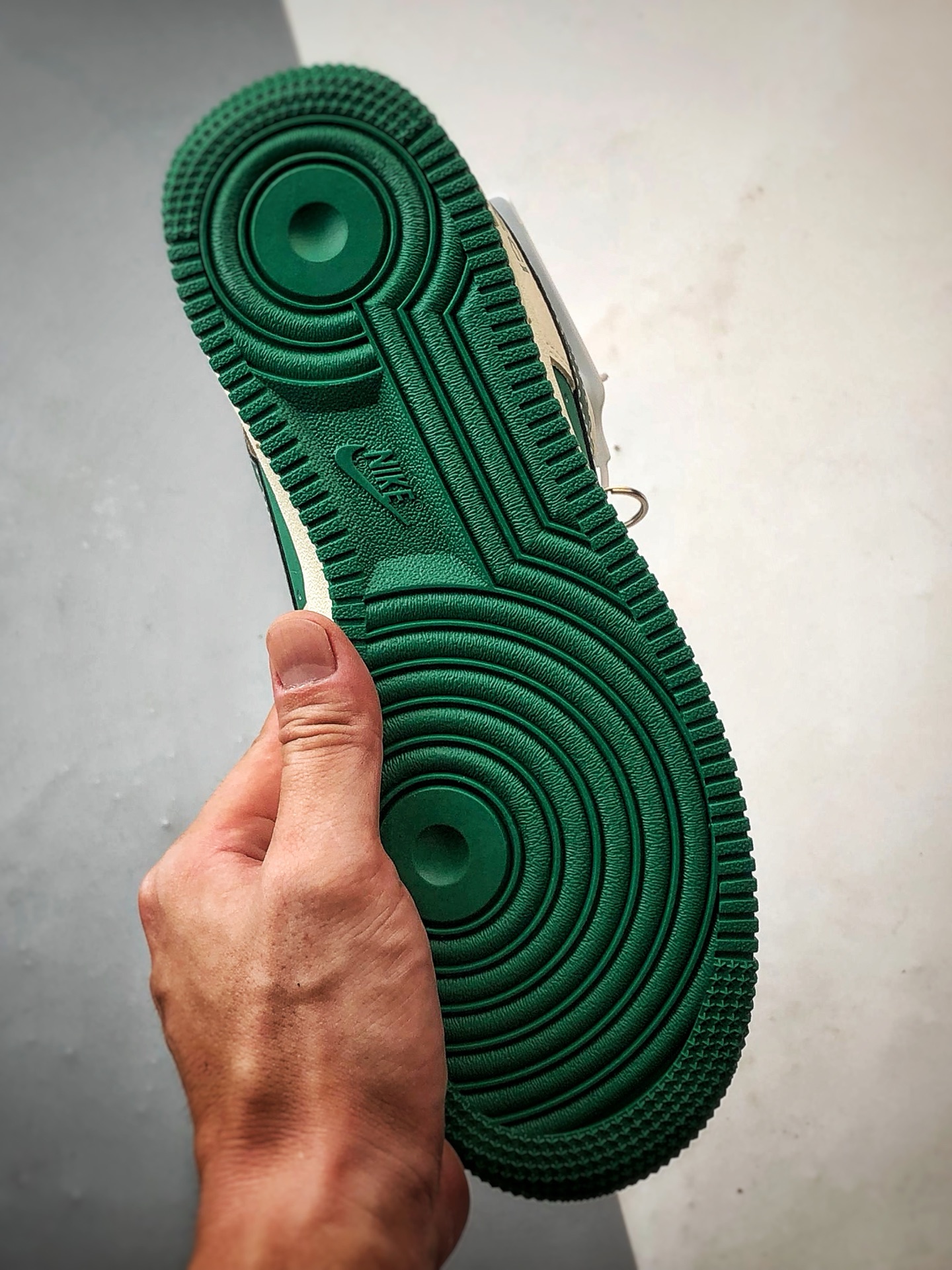 Gucci x Air Force 1 Low 米白绿 KK1988-083-莆田鞋,莆田鞋货源,高仿鞋,高仿鞋货源,安福档口,莆田高仿鞋,莆田鞋批发,高仿鞋批发,莆田高仿运动鞋,高仿运动鞋,莆田运动鞋 Gucci x Air Force 1 Low 米白绿 KK1988-083