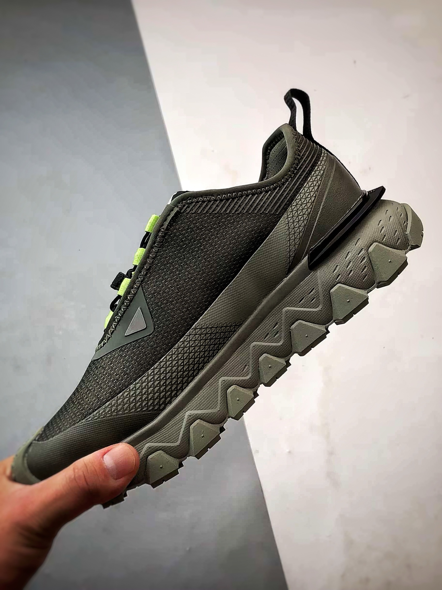 260 Descente迪桑特 Ski Style 绿色 滑雪系列低帮潮流运动户外登山鞋