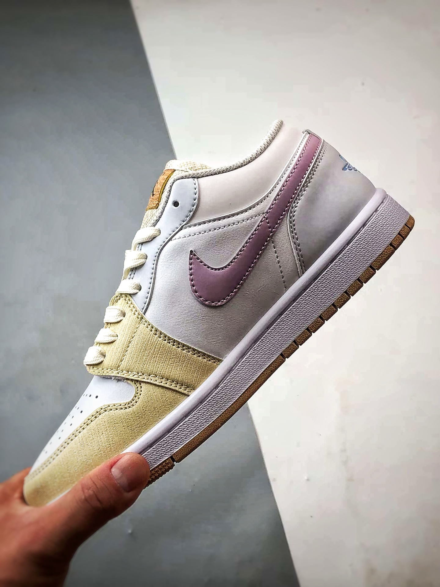 定制球鞋 Air Jordan 1 Low 猫小白 白黄粉 IB8861-151-莆田鞋,莆田鞋货源,高仿鞋,高仿鞋货源,安福档口,莆田高仿鞋,莆田鞋批发,高仿鞋批发,莆田高仿运动鞋,高仿运动鞋,莆田运动鞋 定制球鞋 Air Jordan 1 Low 猫小白 白黄粉 IB8861-151