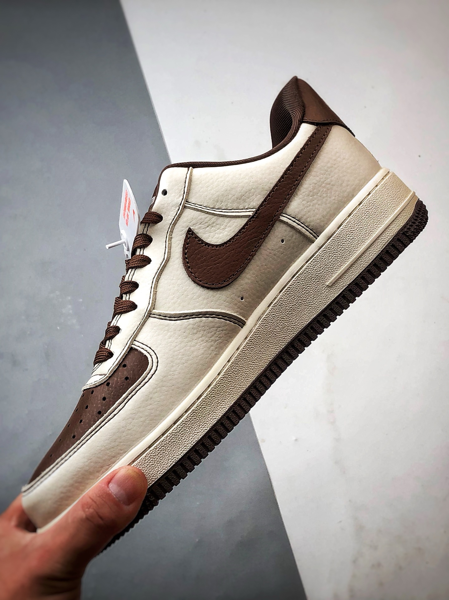 LV x Air Force 1 Low 米白棕 KK1988-087-莆田鞋,莆田鞋货源,高仿鞋,高仿鞋货源,安福档口,莆田高仿鞋,莆田鞋批发,高仿鞋批发,莆田高仿运动鞋,高仿运动鞋,莆田运动鞋 LV x Air Force 1 Low 米白棕 KK1988-087