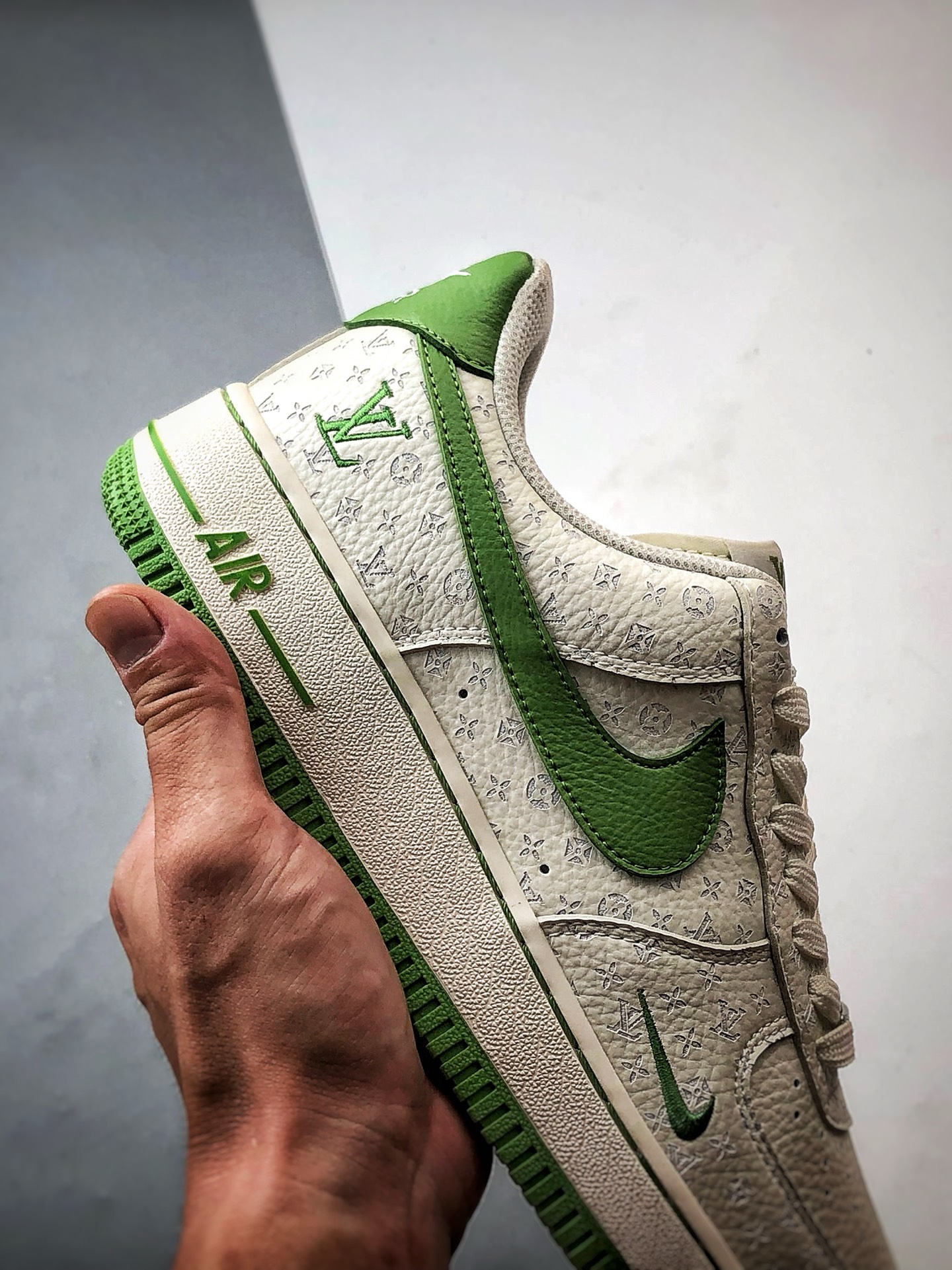 LV x Air Force 1 Low 印花米白绿 LW9279-016