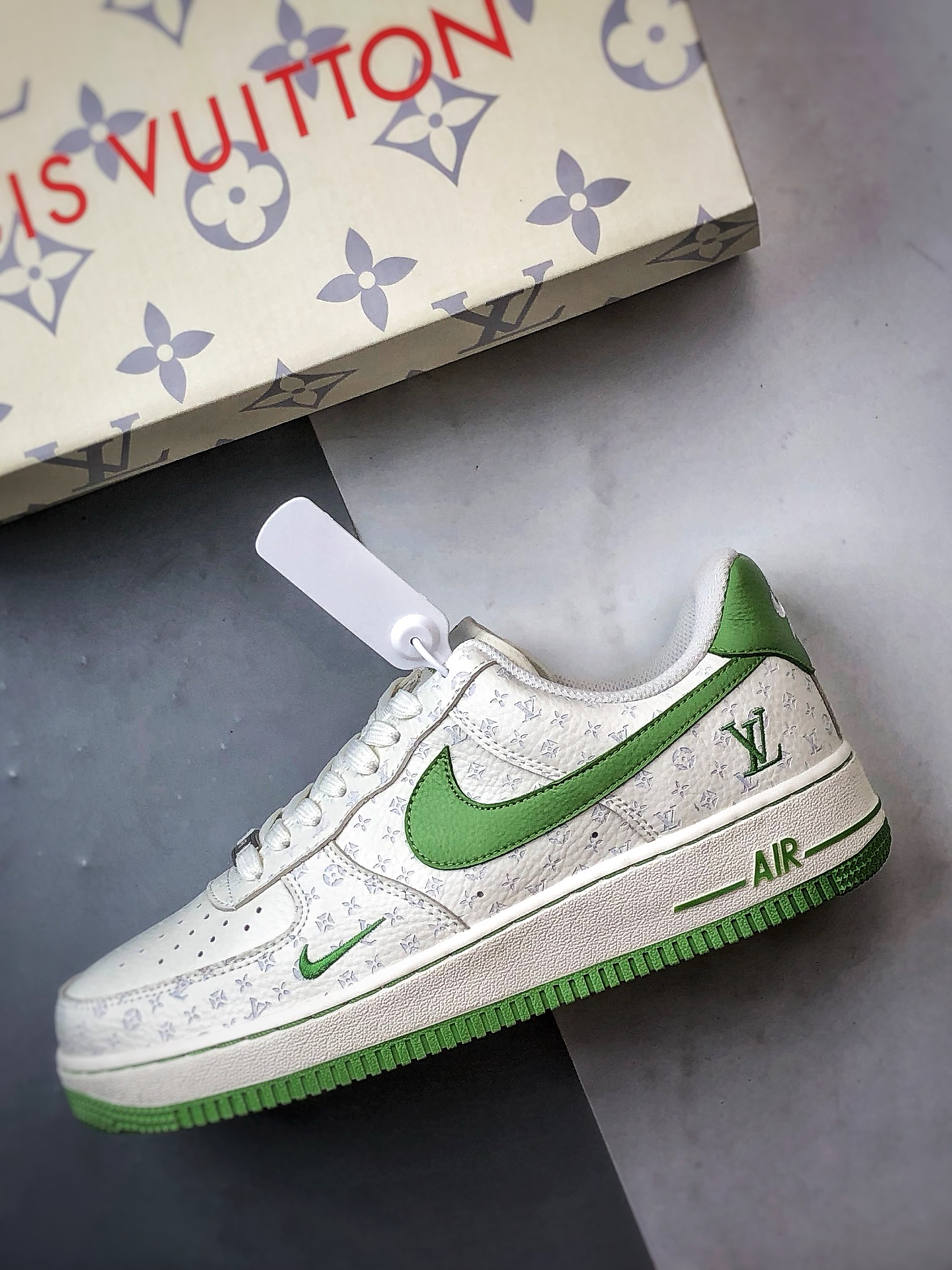 LV x Air Force 1 Low 印花米白绿 LW9279-016