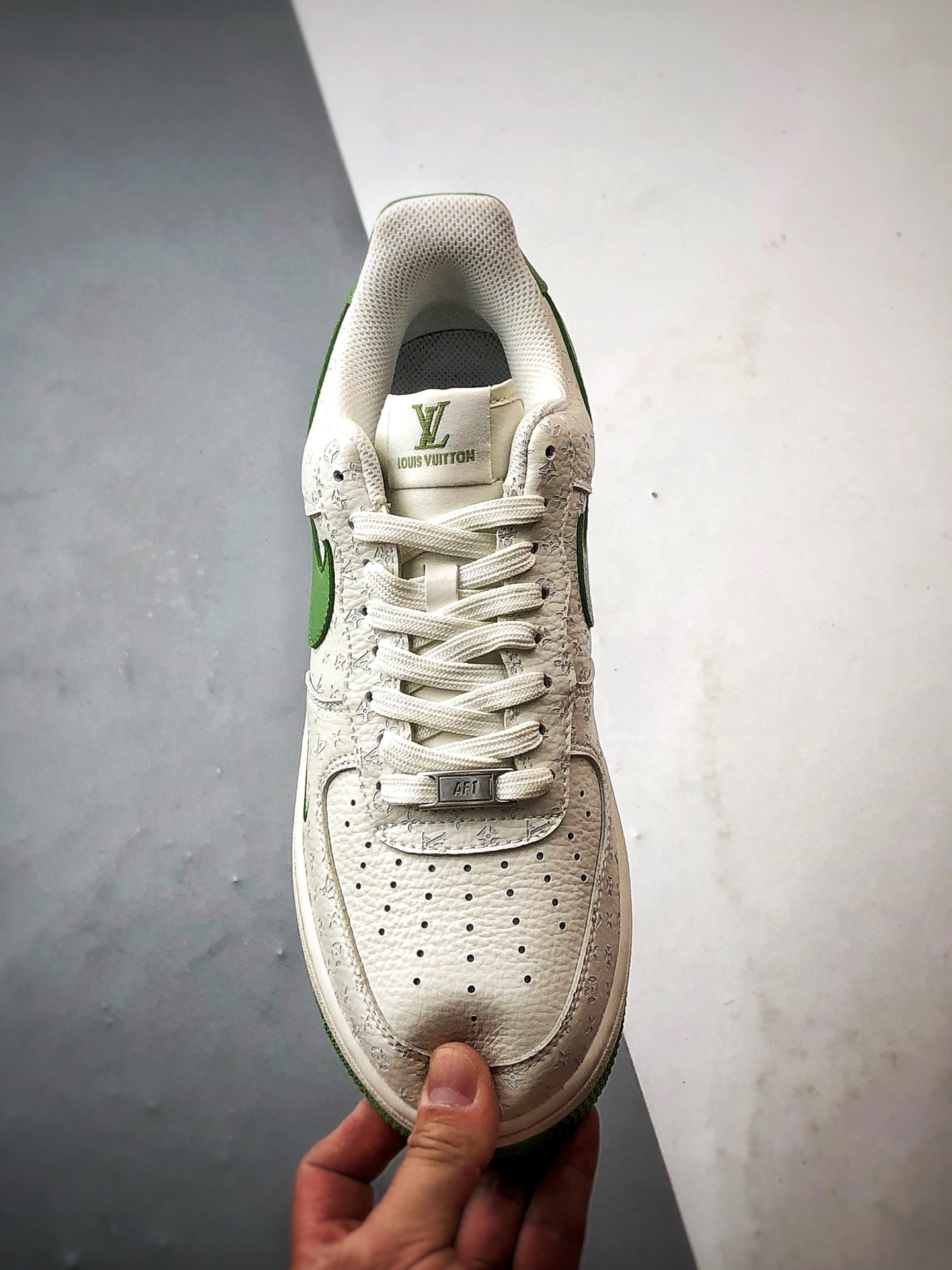 LV x Air Force 1 Low 印花米白绿 LW9279-016