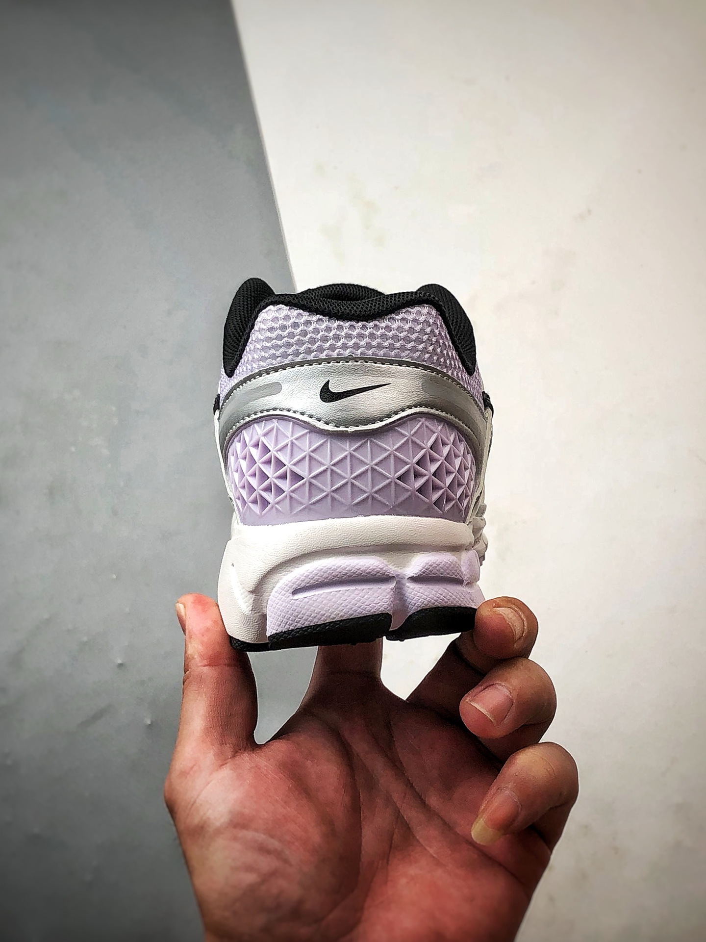 NK Air Zoom Vomero 5 紫色 登月5代回弹缓震跑步鞋 IB7253-500-莆田鞋,莆田鞋货源,高仿鞋,高仿鞋货源,安福档口,莆田高仿鞋,莆田鞋批发,高仿鞋批发,莆田高仿运动鞋,高仿运动鞋,莆田运动鞋 NK Air Zoom Vomero 5 紫色 登月5代回弹缓震跑步鞋 IB7253-500