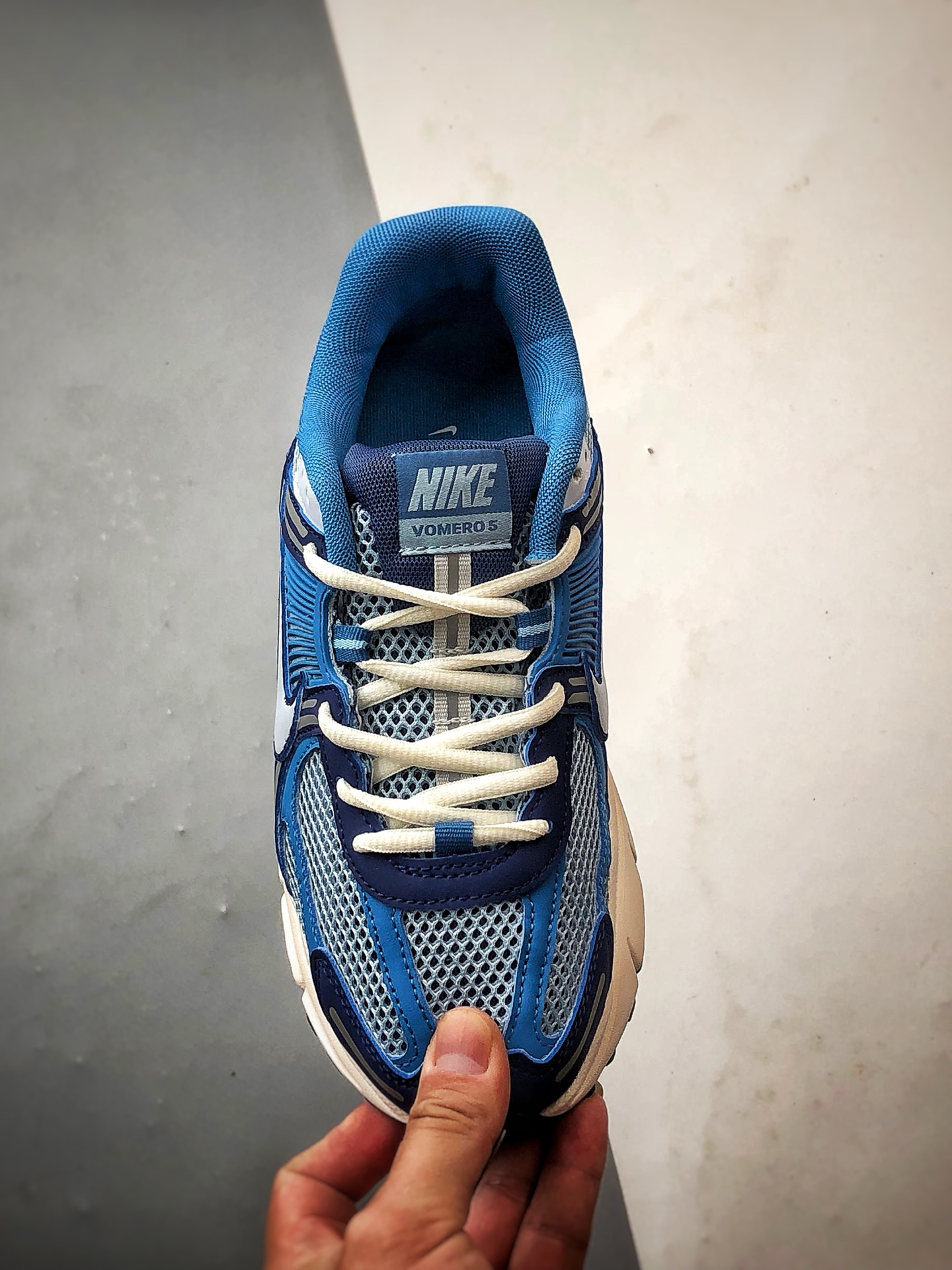 NK Air Zoom Vomero 5 白蓝 登月5代回弹缓震跑步鞋 FB9149-400-莆田鞋,莆田鞋货源,高仿鞋,高仿鞋货源,安福档口,莆田高仿鞋,莆田鞋批发,高仿鞋批发,莆田高仿运动鞋,高仿运动鞋,莆田运动鞋 NK Air Zoom Vomero 5 白蓝 登月5代回弹缓震跑步鞋 FB9149-400