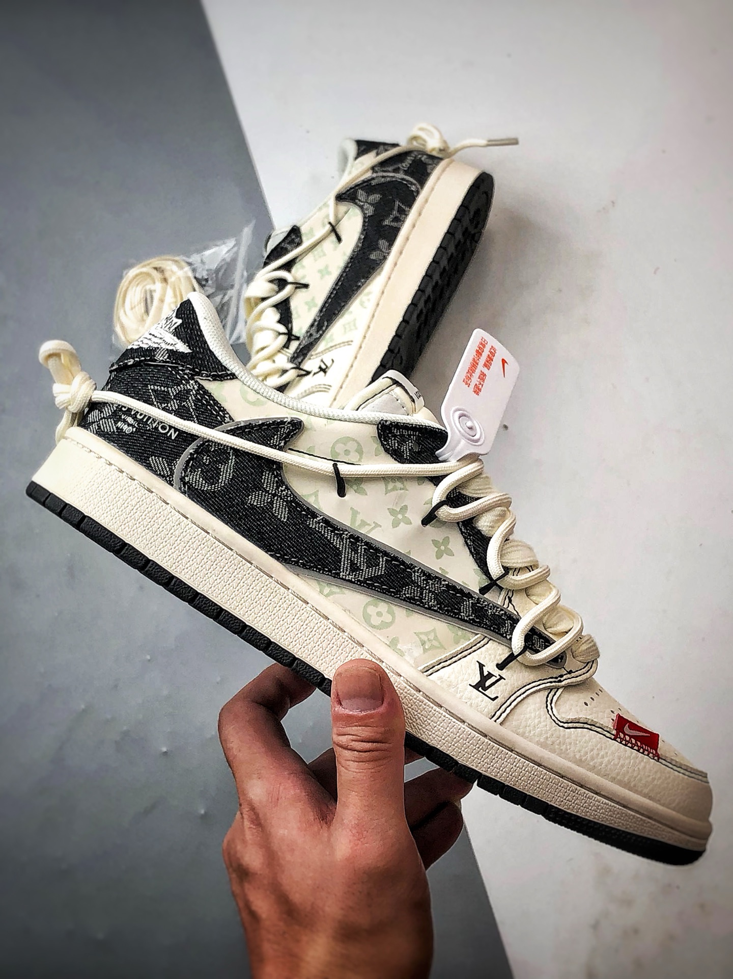 310 Air Jordan 1 Low OG ”高端定制” LV白黑印花牛仔解构 YX5066-388