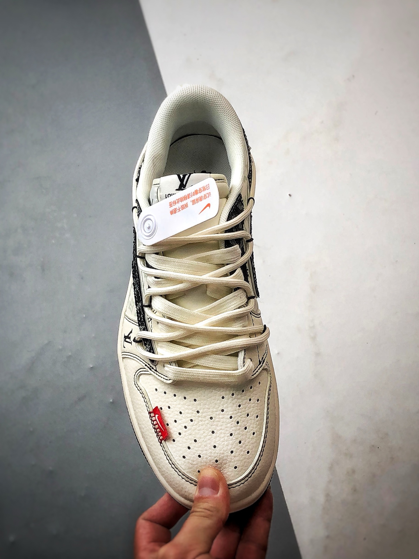 310 Air Jordan 1 Low OG ”高端定制” LV白黑印花牛仔解构 YX5066-388