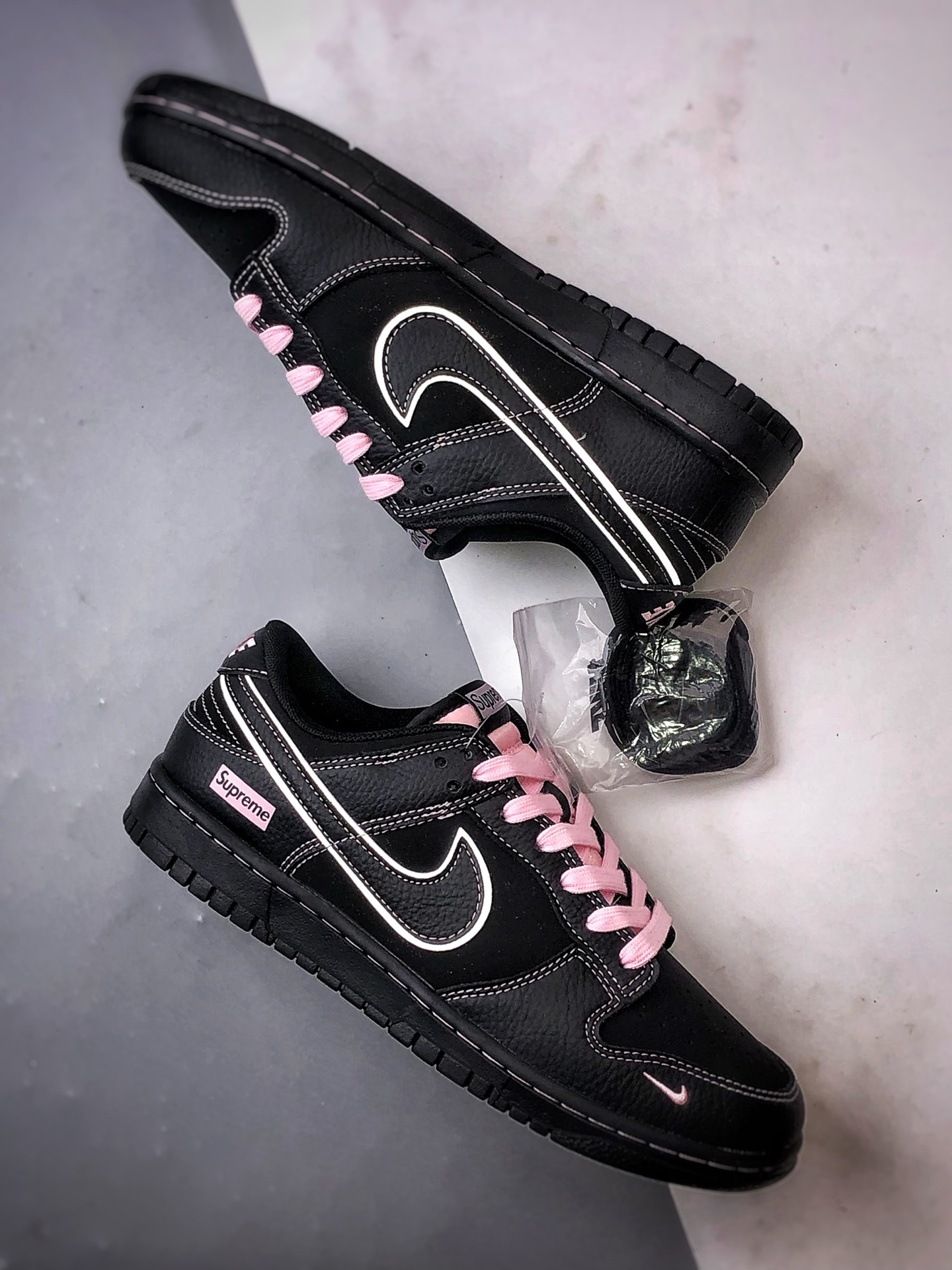 NK Dunk Low Retro ”DIY高端定制” Sup黑粉 低帮休闲运动板鞋 QW5836-014