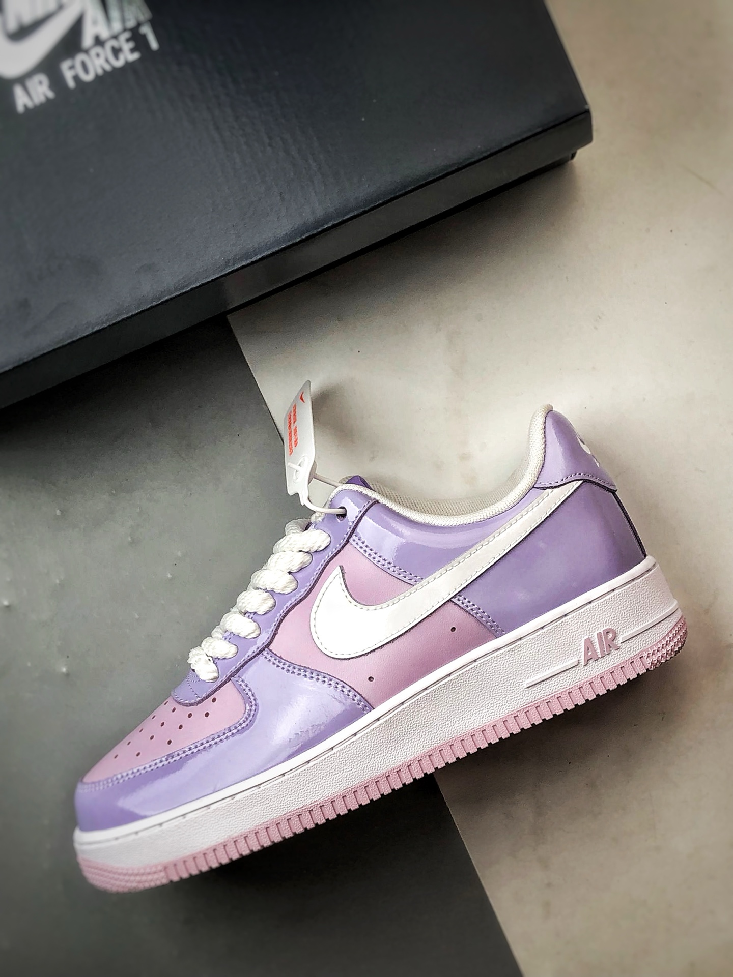 Air Force 1 '07 Low 漆皮紫粉 HV9405-500-莆田鞋,莆田鞋货源,高仿鞋,高仿鞋货源,安福档口,莆田高仿鞋,莆田鞋批发,高仿鞋批发,莆田高仿运动鞋,高仿运动鞋,莆田运动鞋 Air Force 1 '07 Low 漆皮紫粉 HV9405-500