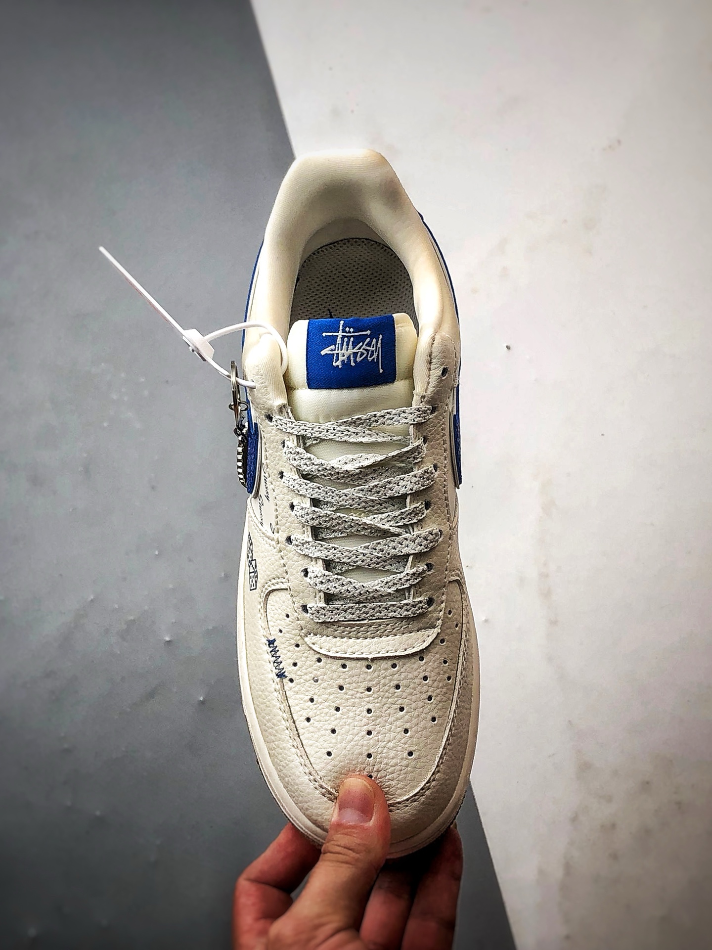 Stussy x Air Force 1 Low 米白宝蓝钩 KJ1688-006-莆田鞋,莆田鞋货源,高仿鞋,高仿鞋货源,安福档口,莆田高仿鞋,莆田鞋批发,高仿鞋批发,莆田高仿运动鞋,高仿运动鞋,莆田运动鞋 Stussy x Air Force 1 Low 米白宝蓝钩 KJ1688-006